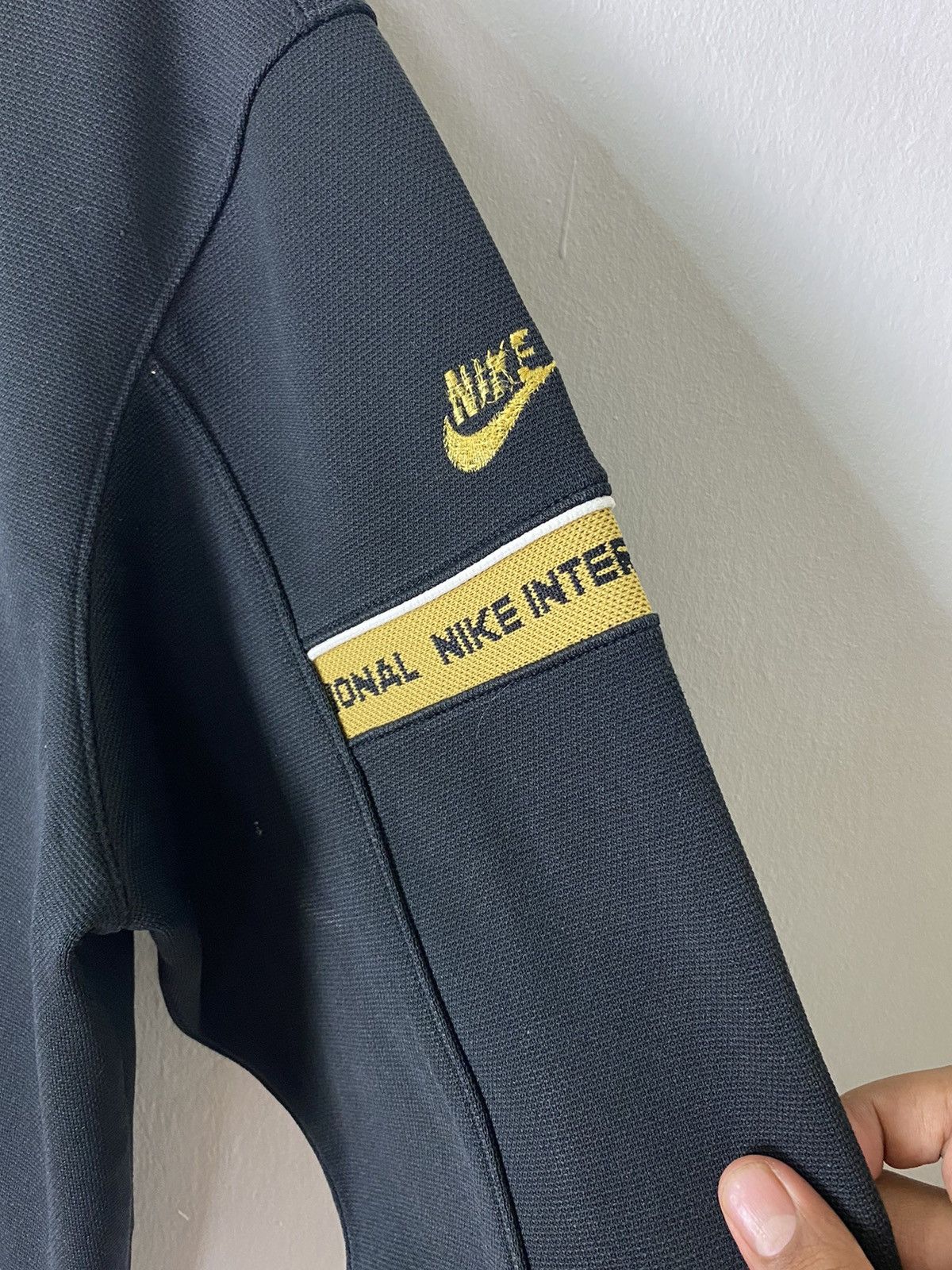 Nike × Vintage Vintage Nike International Tracktop Sweater Size US XL / EU 56 / 4 - 7 Thumbnail