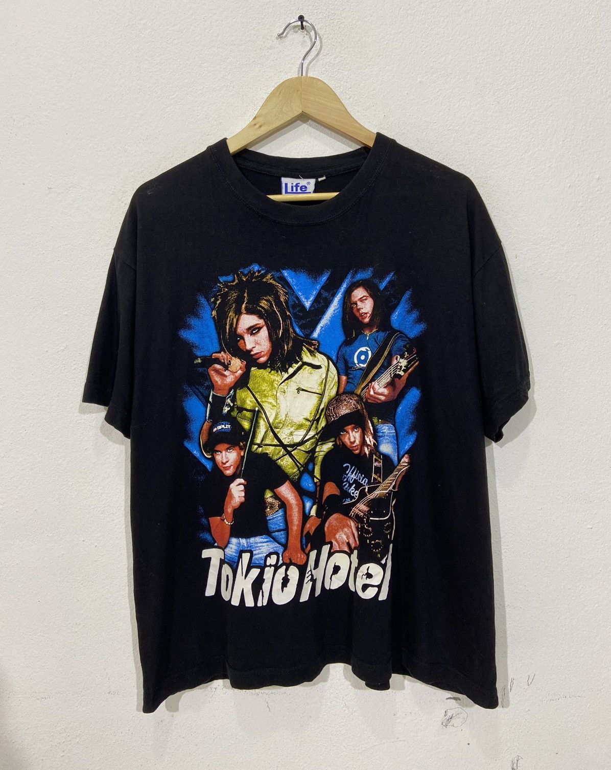 Band Tees × Vintage Vintage Tokio Hotel German Alternative Rock Emo Punk Tshirt Size US L / EU 52-54 / 3 - 1 Thumbnail