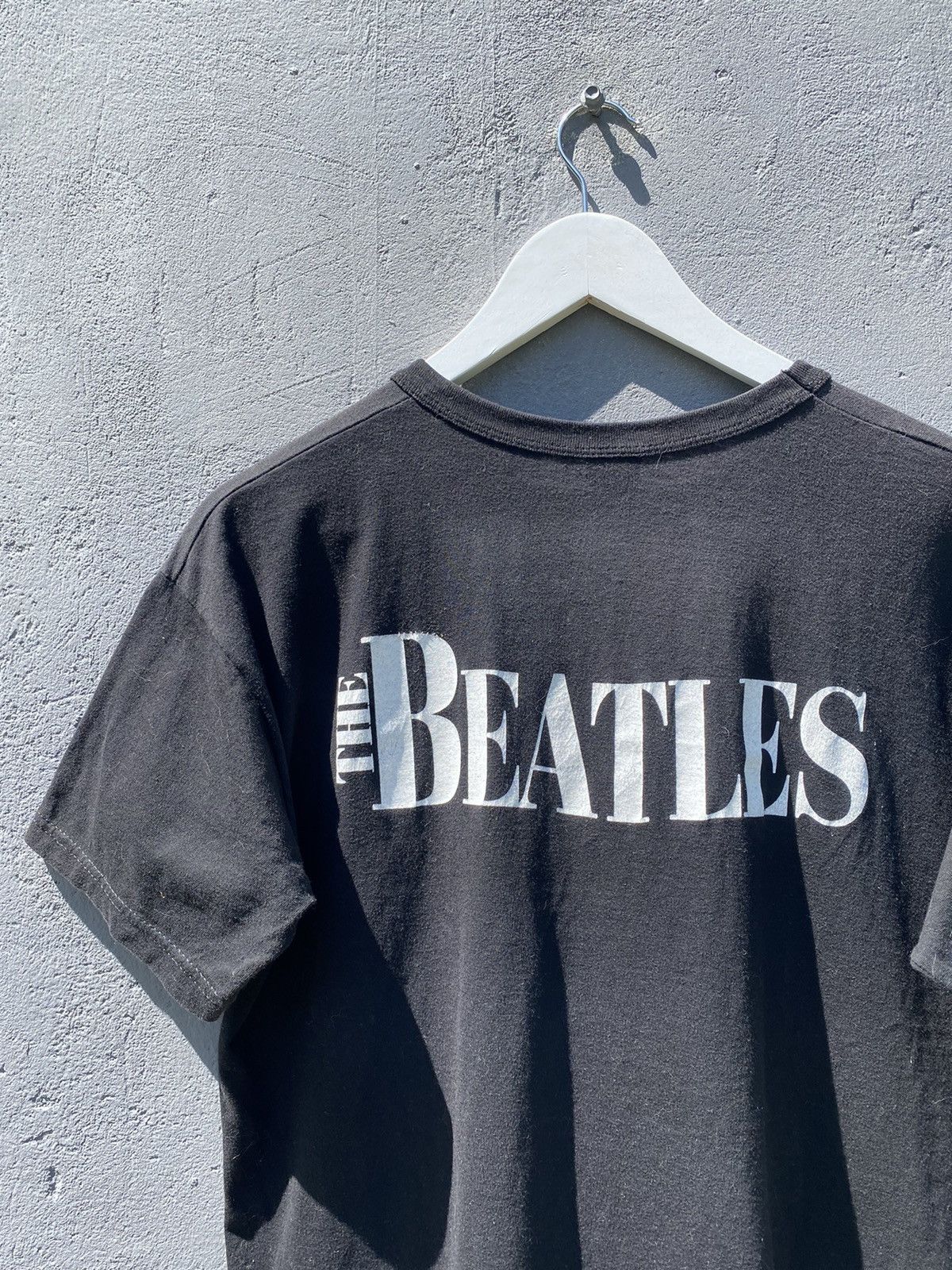 Band Tees Vintage 2000s Beatles Abbey Road Band T Shirt Britpop Size US M / EU 48-50 / 2 - 5 Thumbnail