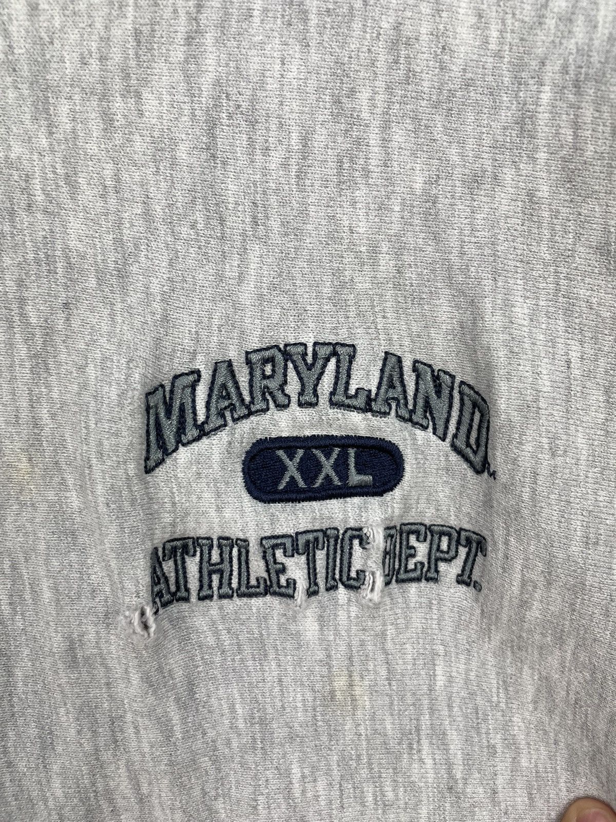 Champion Vintage 90s Champion Reverse weave distress sweatshirt Size US L / EU 52-54 / 3 - 5 Thumbnail