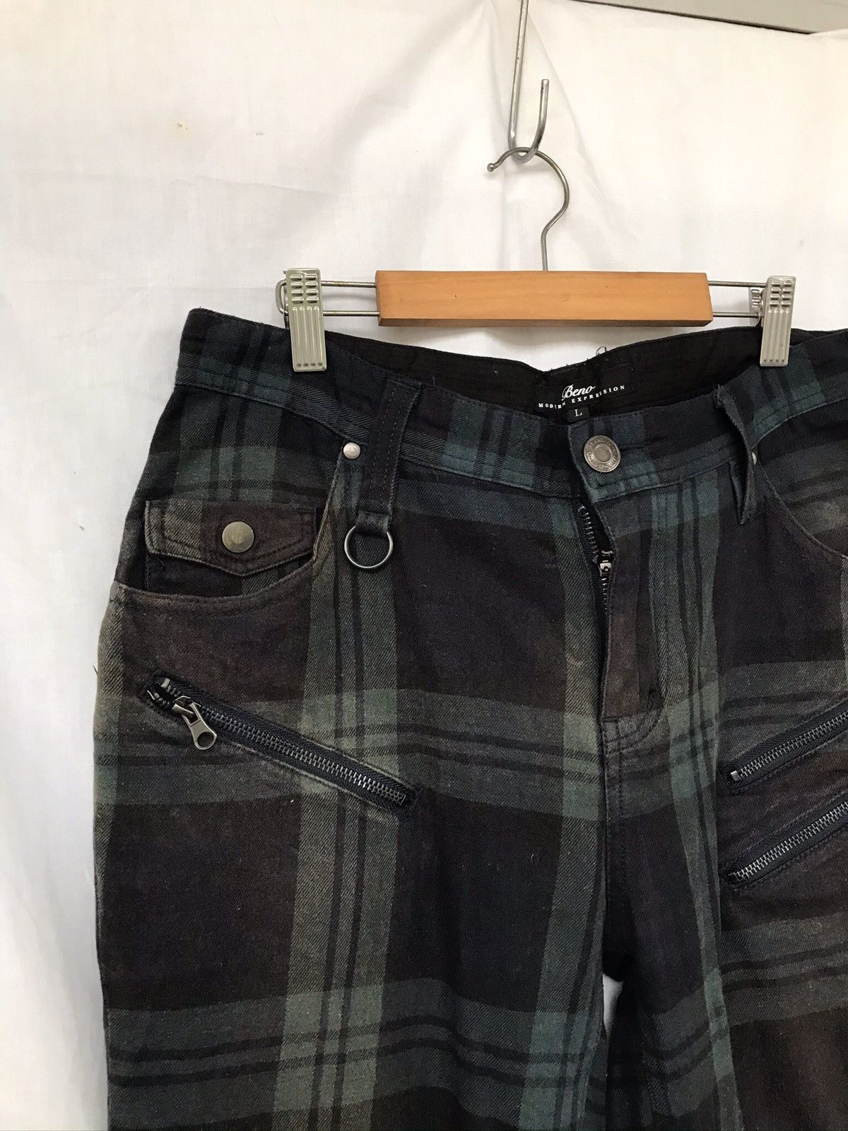 Japanese Brand × Vintage Beno Modern 7 Pocket Plaid Tartan Bikers Casual Pants Size US 32 / EU 48 - 4 Thumbnail