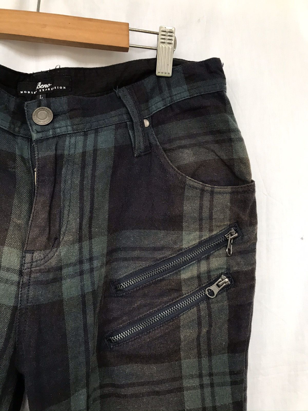 Japanese Brand × Vintage Beno Modern 7 Pocket Plaid Tartan Bikers Casual Pants Size US 32 / EU 48 - 11 Thumbnail
