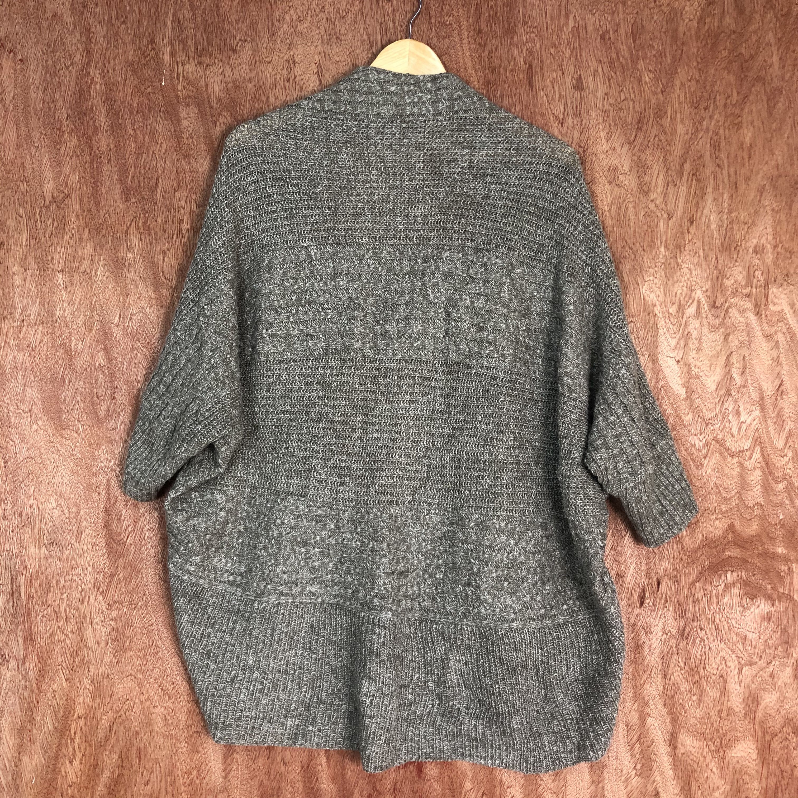 Japanese Brand DLL Benta Linda Grey Cardigan free size knitwear #c530 Size US L / EU 52-54 / 3 - 7 Thumbnail