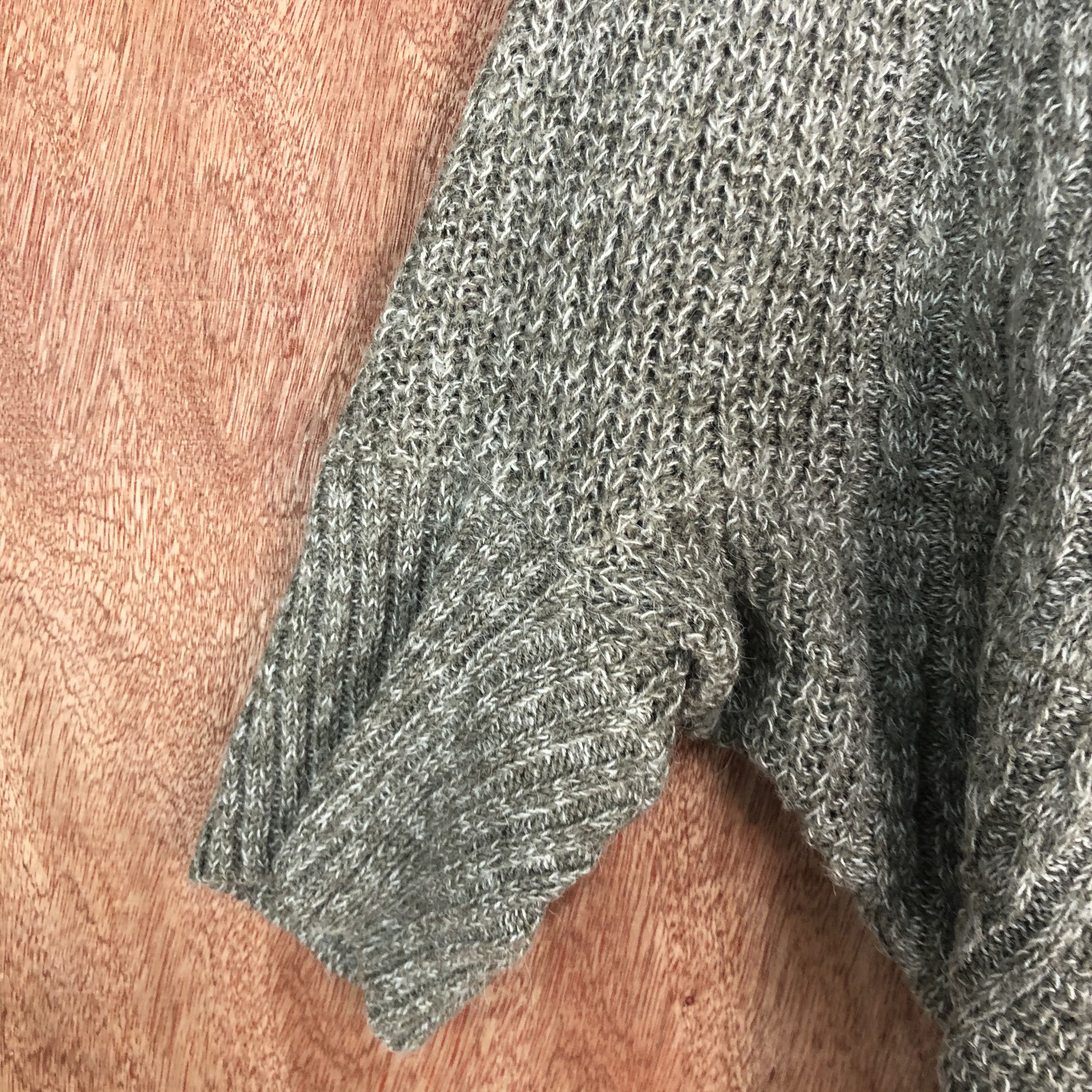 Japanese Brand DLL Benta Linda Grey Cardigan free size knitwear #c530 Size US L / EU 52-54 / 3 - 6 Thumbnail