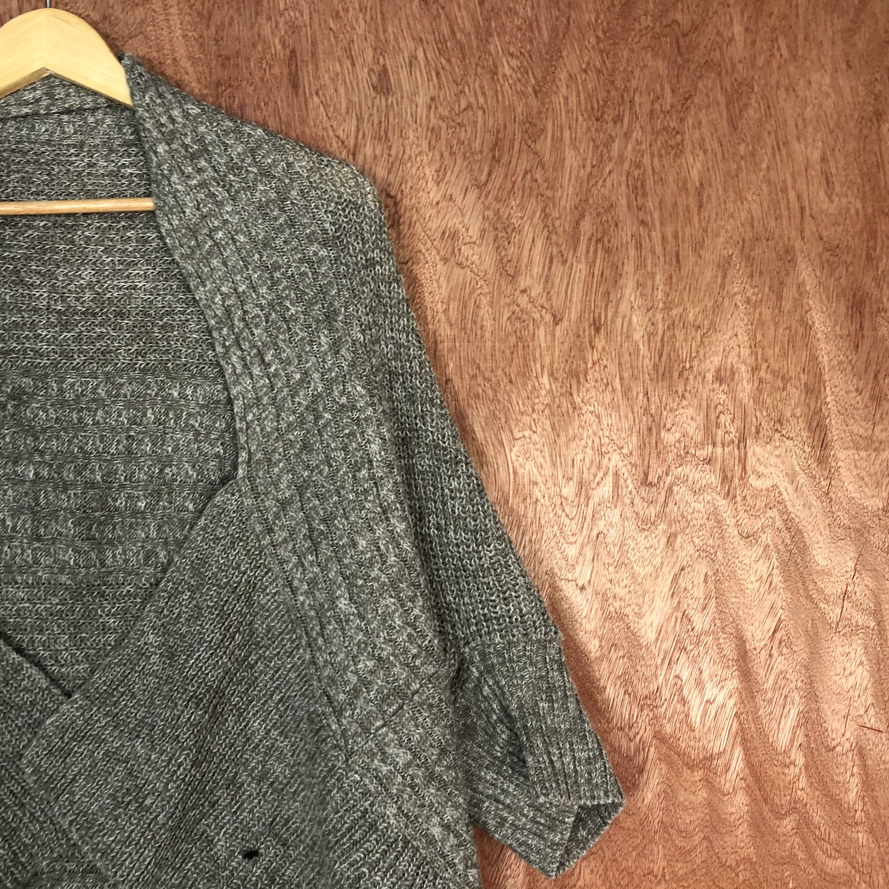 Japanese Brand DLL Benta Linda Grey Cardigan free size knitwear #c530 Size US L / EU 52-54 / 3 - 4 Thumbnail