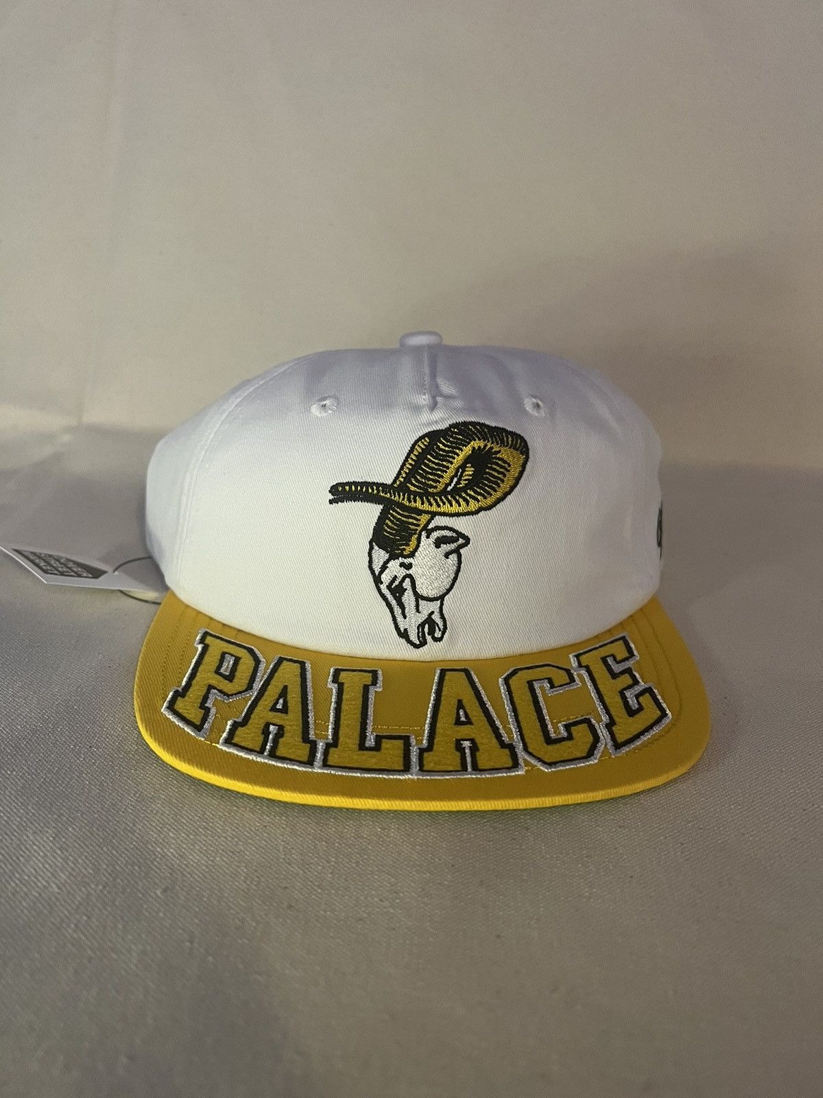 応援グッズ PALACE Hanshin Tigers 5 Panel Snapback 本物保証 /関税・送料無料】PALACE Hanshin Tigers 5 Panel
