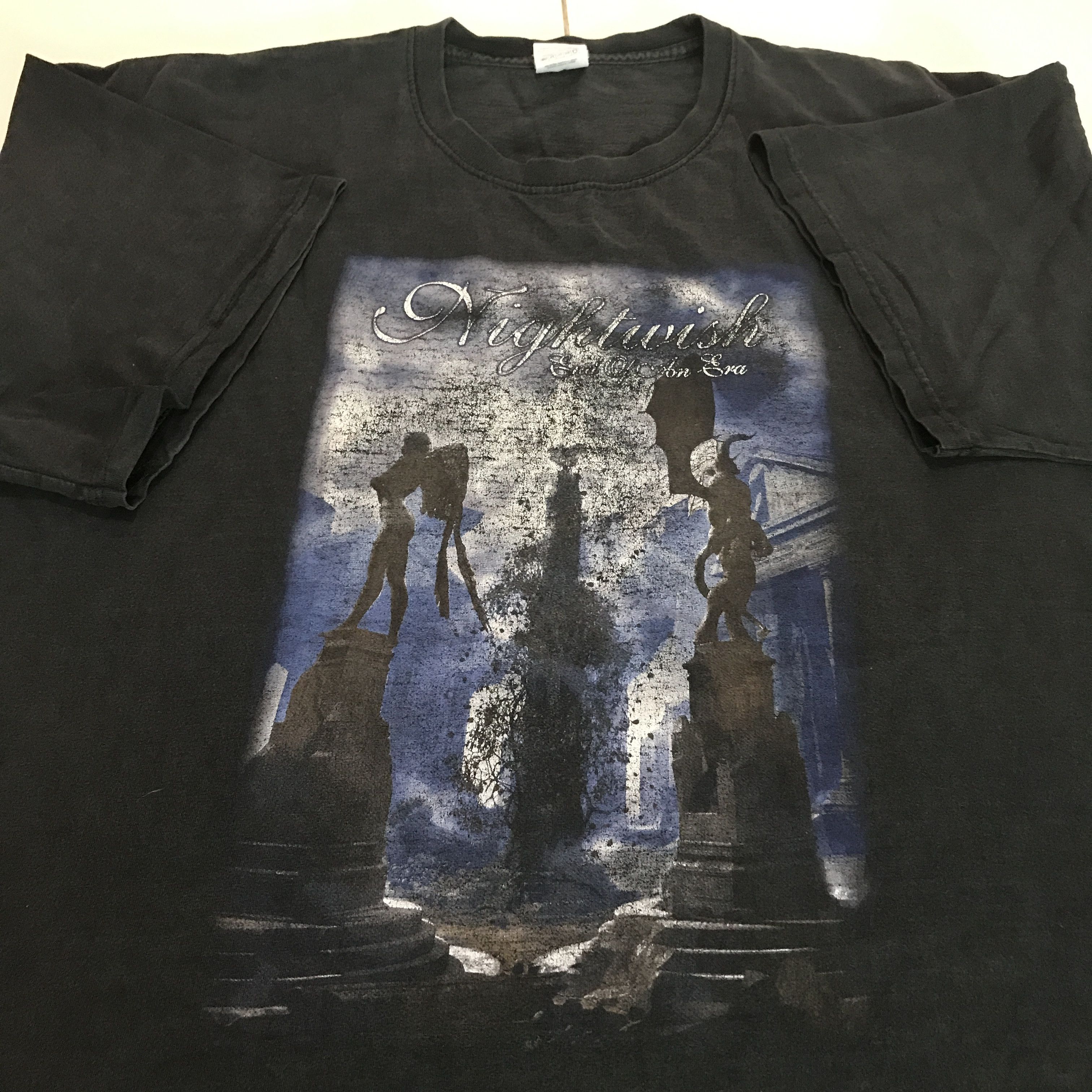 Band Tees Vintage Y2K Nightwish Graphic Tee Faded 2XL Gothic metal Size US XXL / EU 58 / 5 - 1 Thumbnail