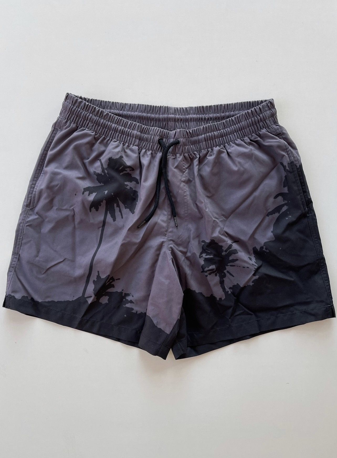 Dries Van Noten Dries Van Noten x Len Lye grey palm tree shorts Size US 32 / EU 48 - 1 Thumbnail