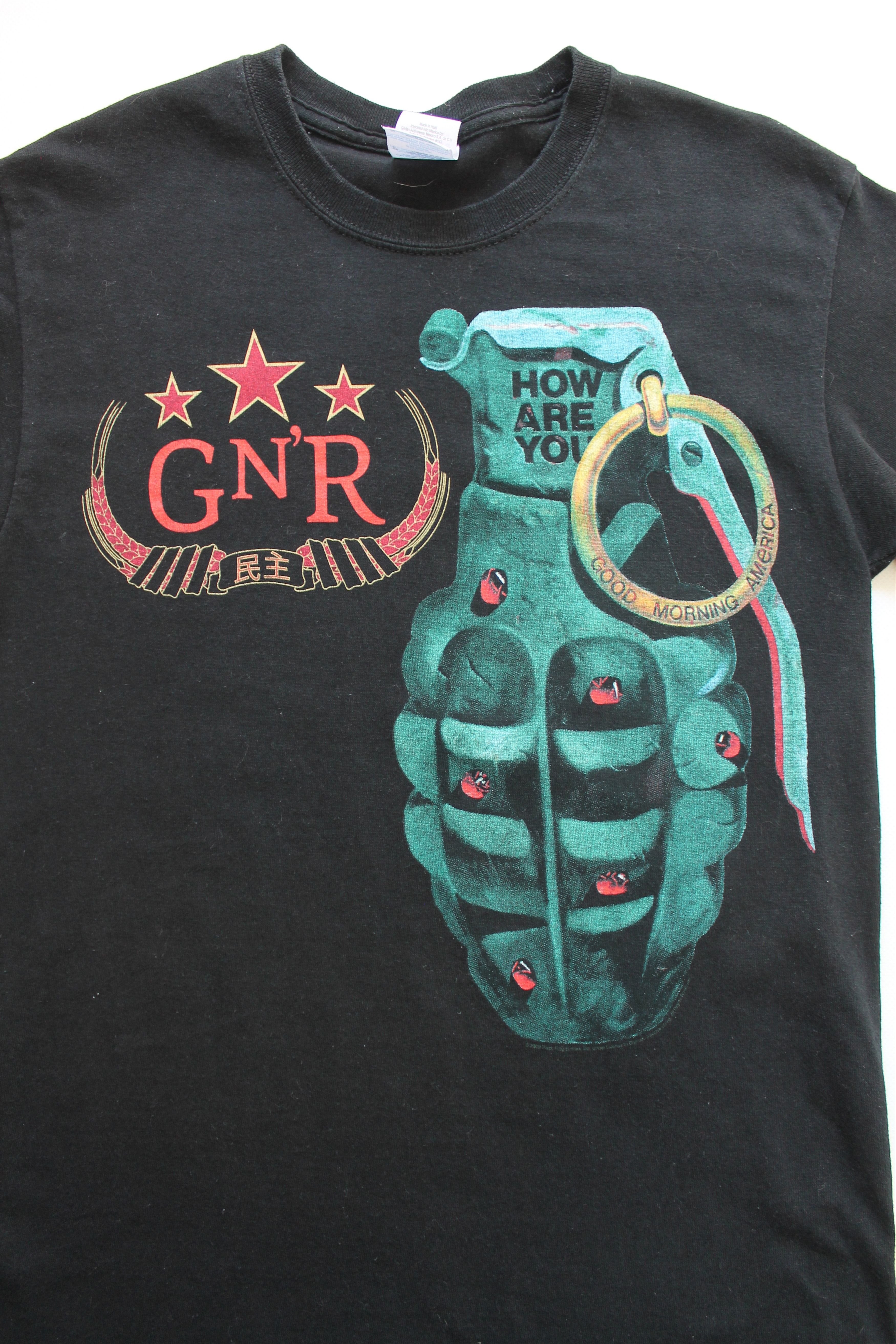 Band Tees 2009 Grenade With Gold Pin With GN'R Chinese Democracy Size US S / EU 44-46 / 1 - 13 Thumbnail