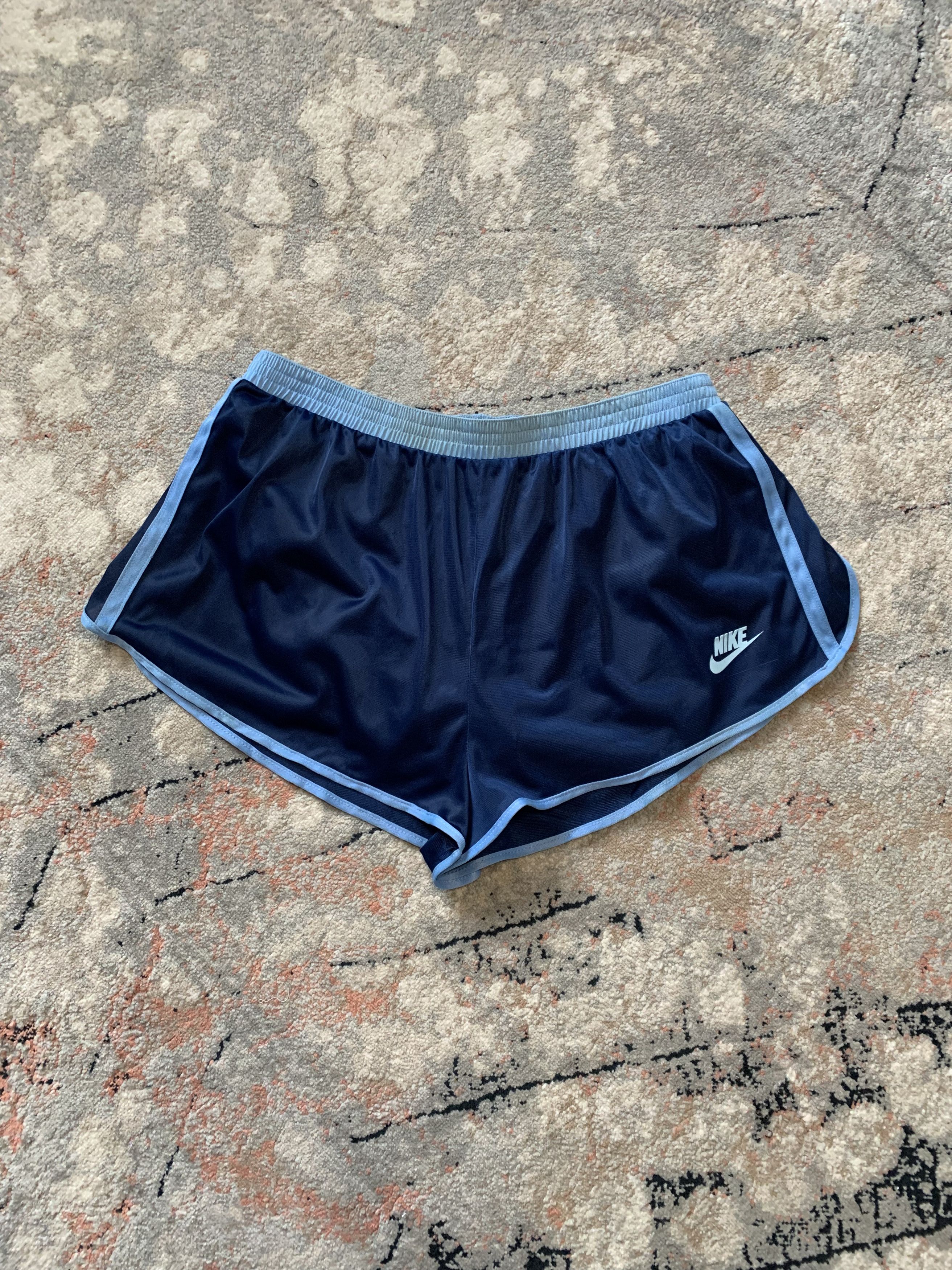 Vintage Nike Vintage Shorts Made IN U.K. Size US 36 / EU 52 - 1 Thumbnail