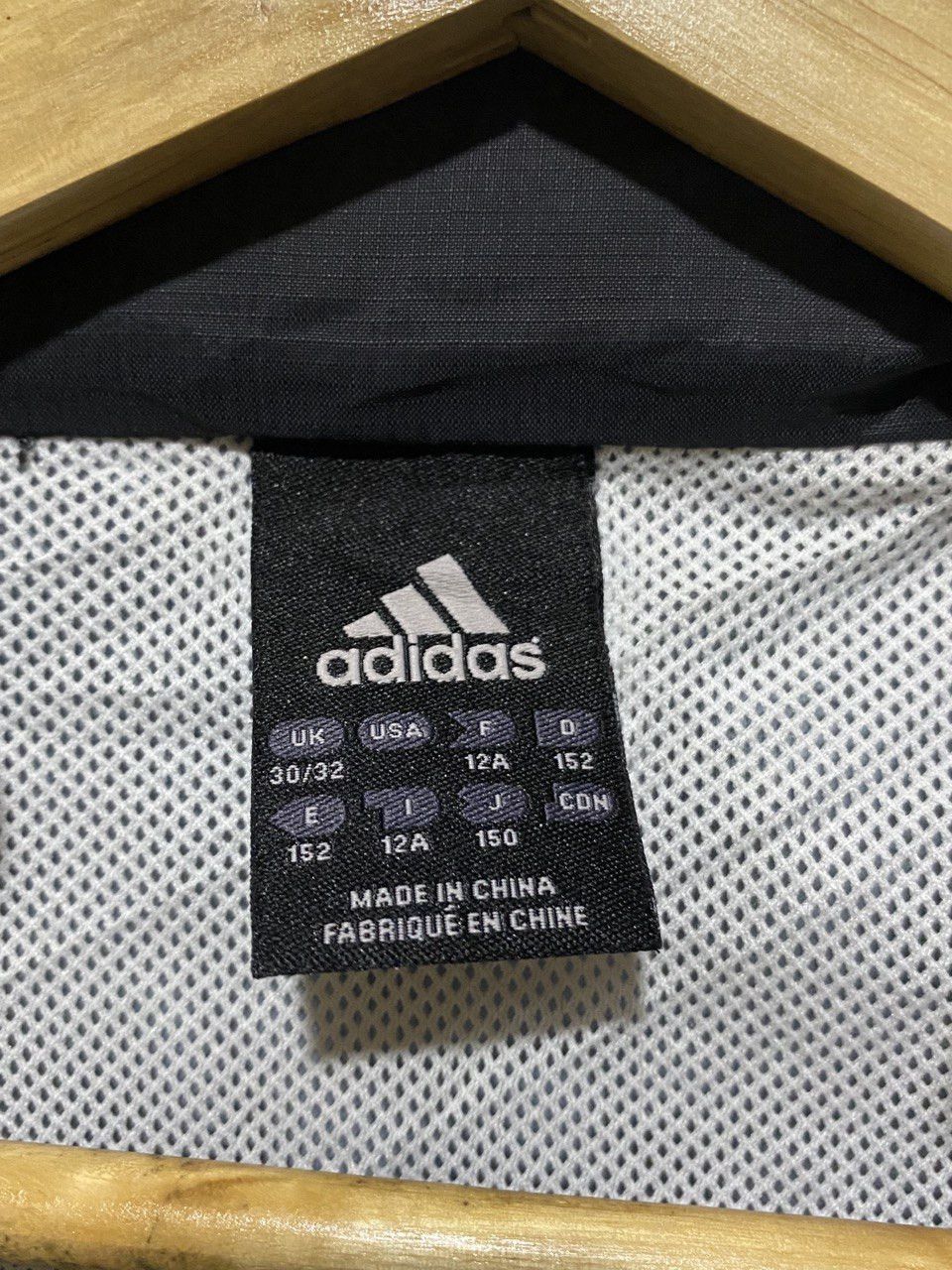 Adidas Adidas Jacket vintage big logos Size US M / EU 48-50 / 2 - 6 Preview