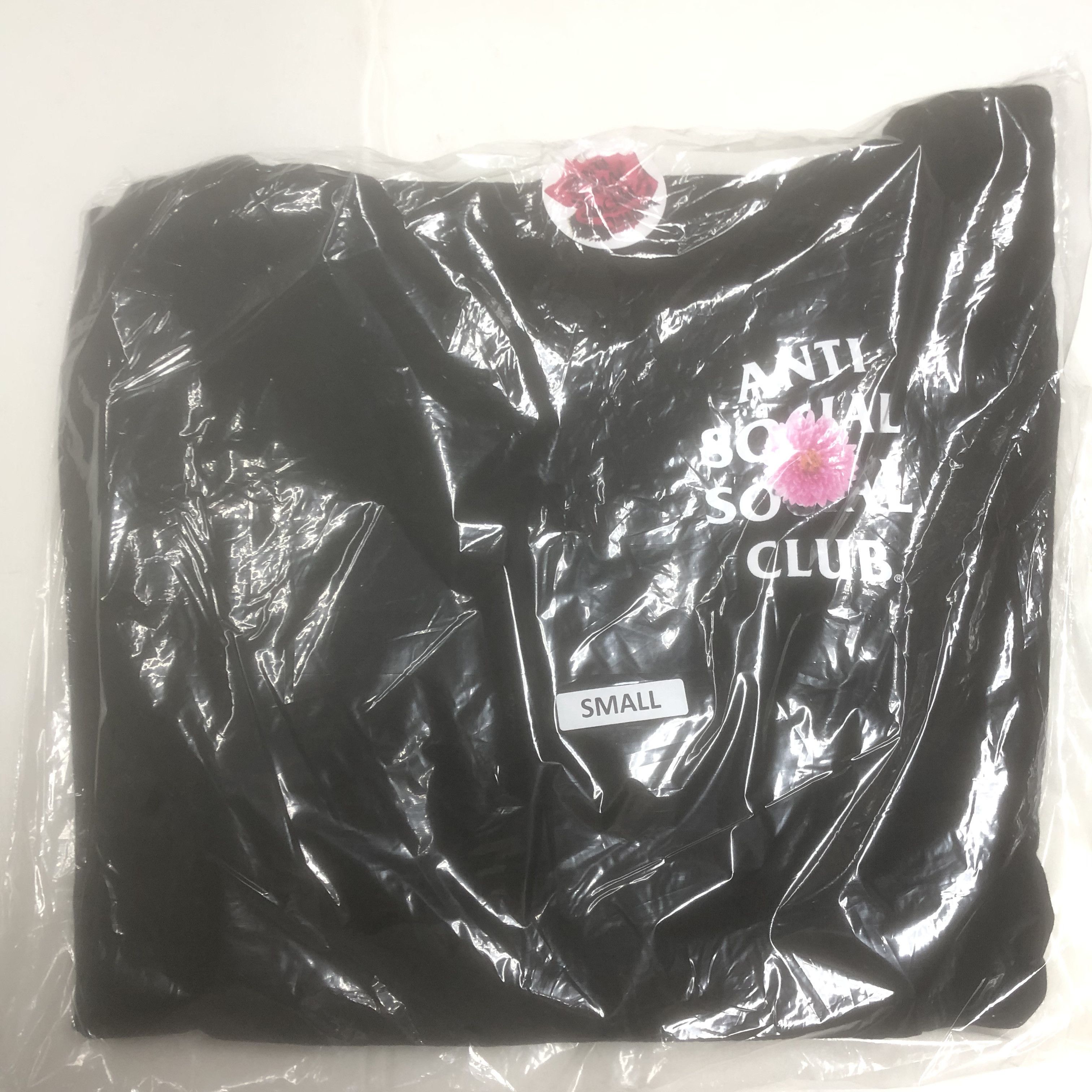 Anti Social Social Club DS White ASSC Broken Vase Black Hoodie BAPE KITH FTP FOG CDG Size US S / EU 44-46 / 1 - 2 Thumbnail