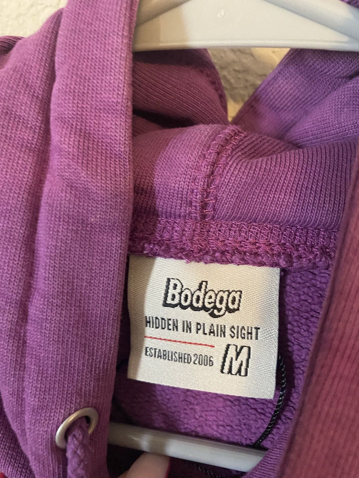 Bodega hidden in plain sight bodega hoodie Size US M / EU 48-50 / 2 - 4 Preview