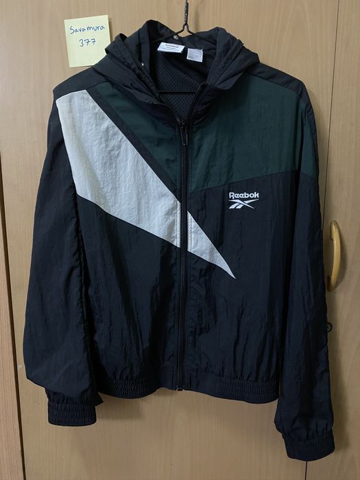 Vetements x store reebok jacket