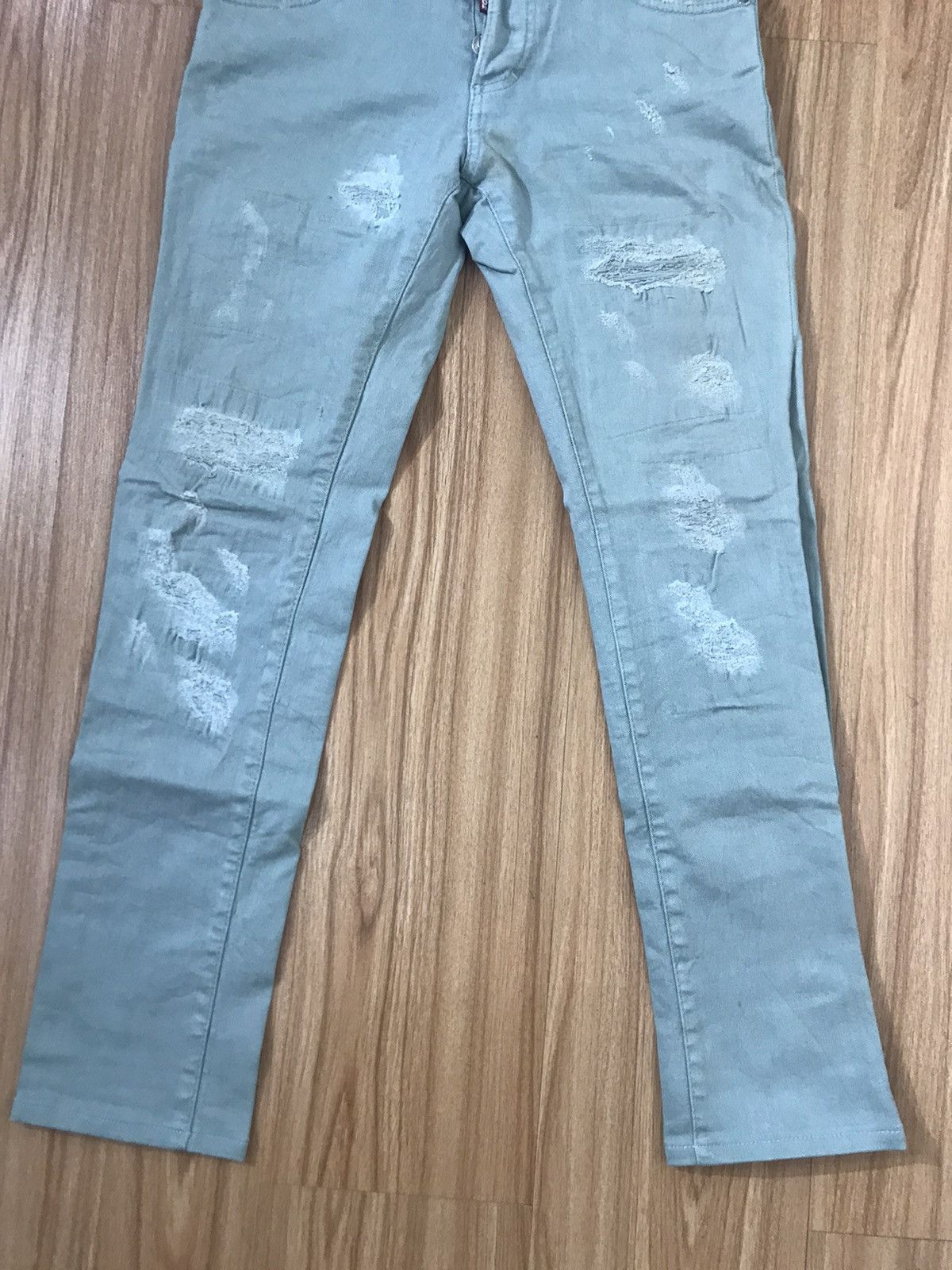 Dsquared2 Dsquared2 distessed denim pants made in Italy Size US 32 / EU 48 - 4 Thumbnail