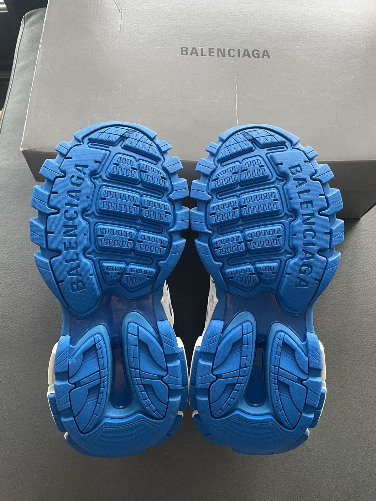 Balenciaga Super Rare Brand New Limited Edition Runway Tracker Sneaker Size US 8 / EU 41 - 11 Thumbnail