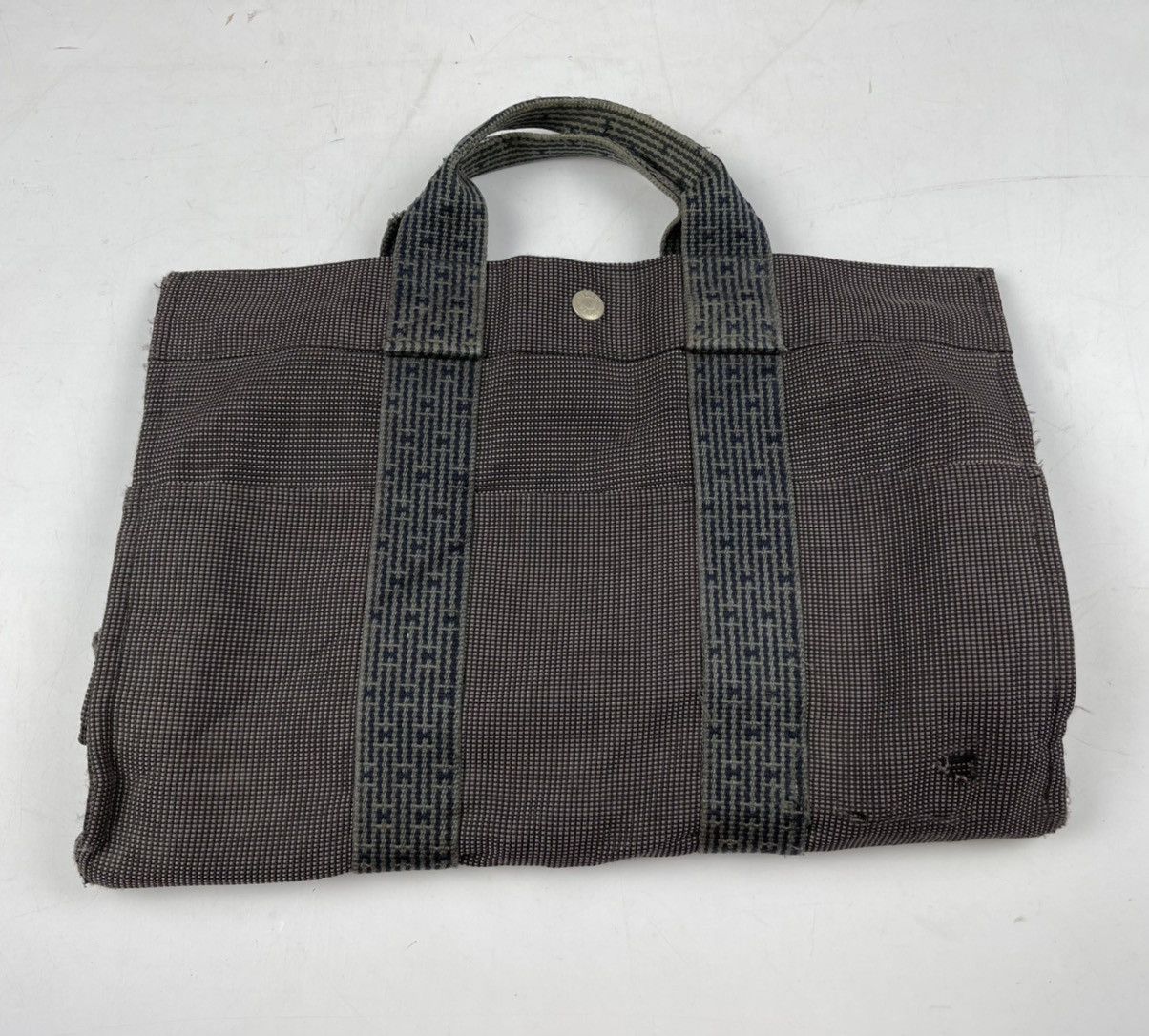 hermes distressed tote bag tg3