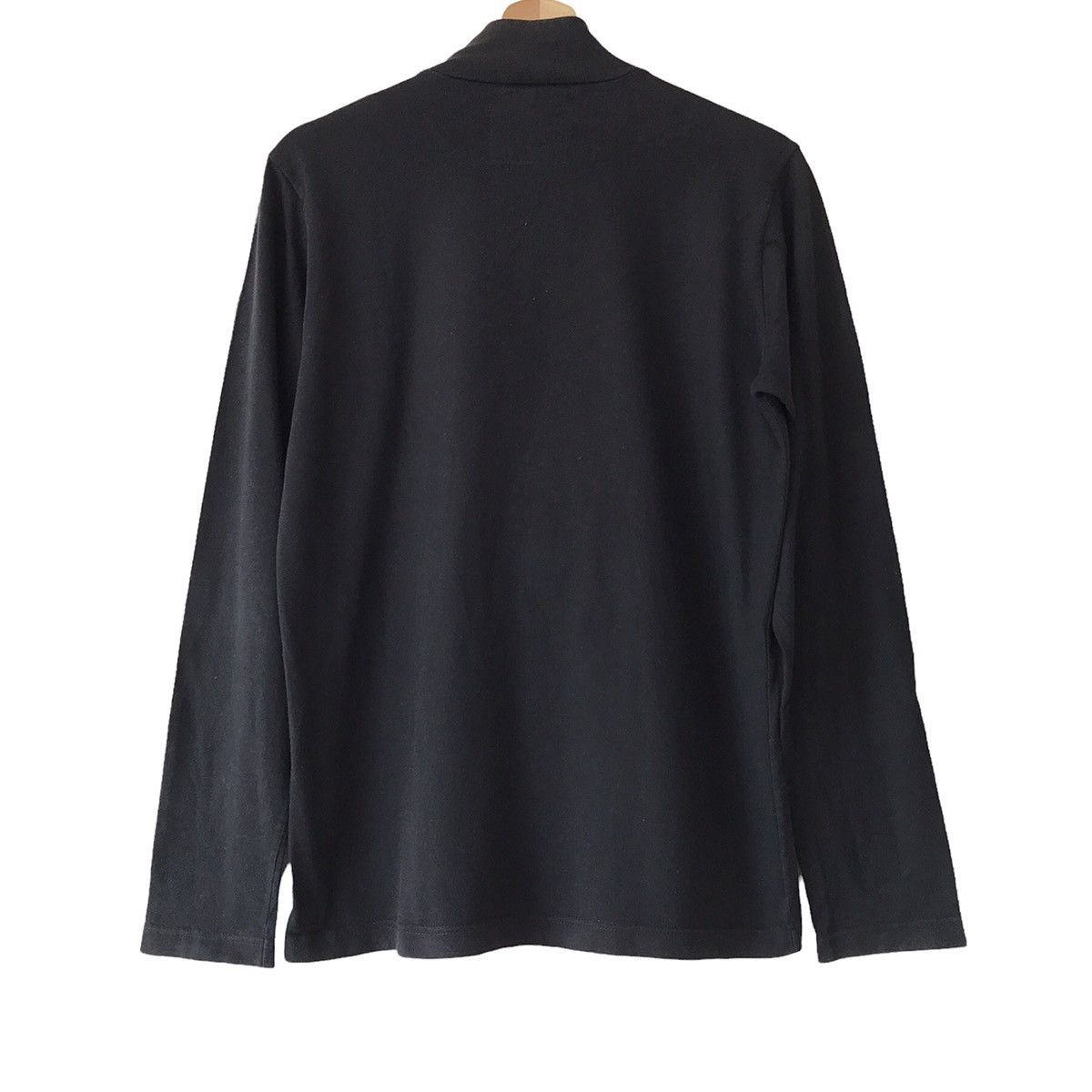 【agnes b.】古着 ロンT JONAS MEKAS ハイネック プリント agnes b.】古着 ロンT JONAS MEKAS ハイネック プリント - メルカリ