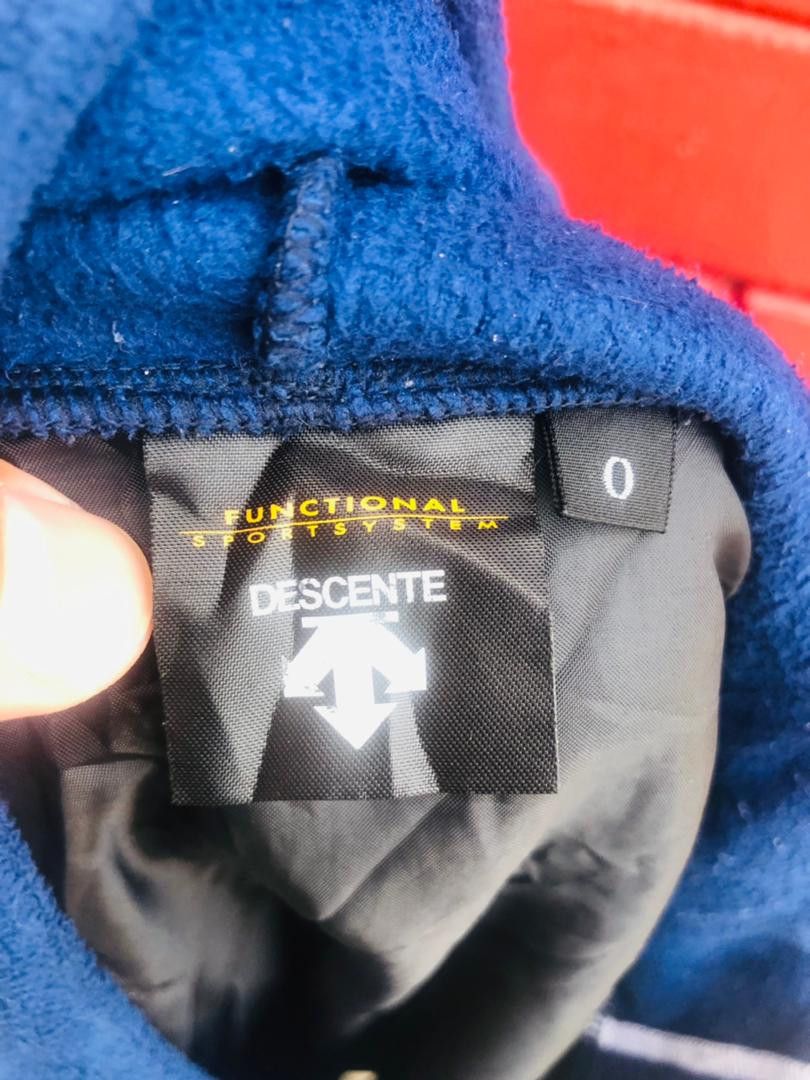 Descente × Vintage Vintage Descente Streetwear Designer Fashion Style Hoodie Size US L / EU 52-54 / 3 - 8 Thumbnail