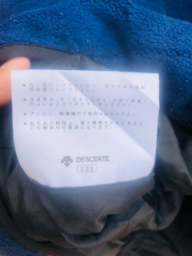 Descente × Vintage Vintage Descente Streetwear Designer Fashion Style Hoodie Size US L / EU 52-54 / 3 - 11 Thumbnail