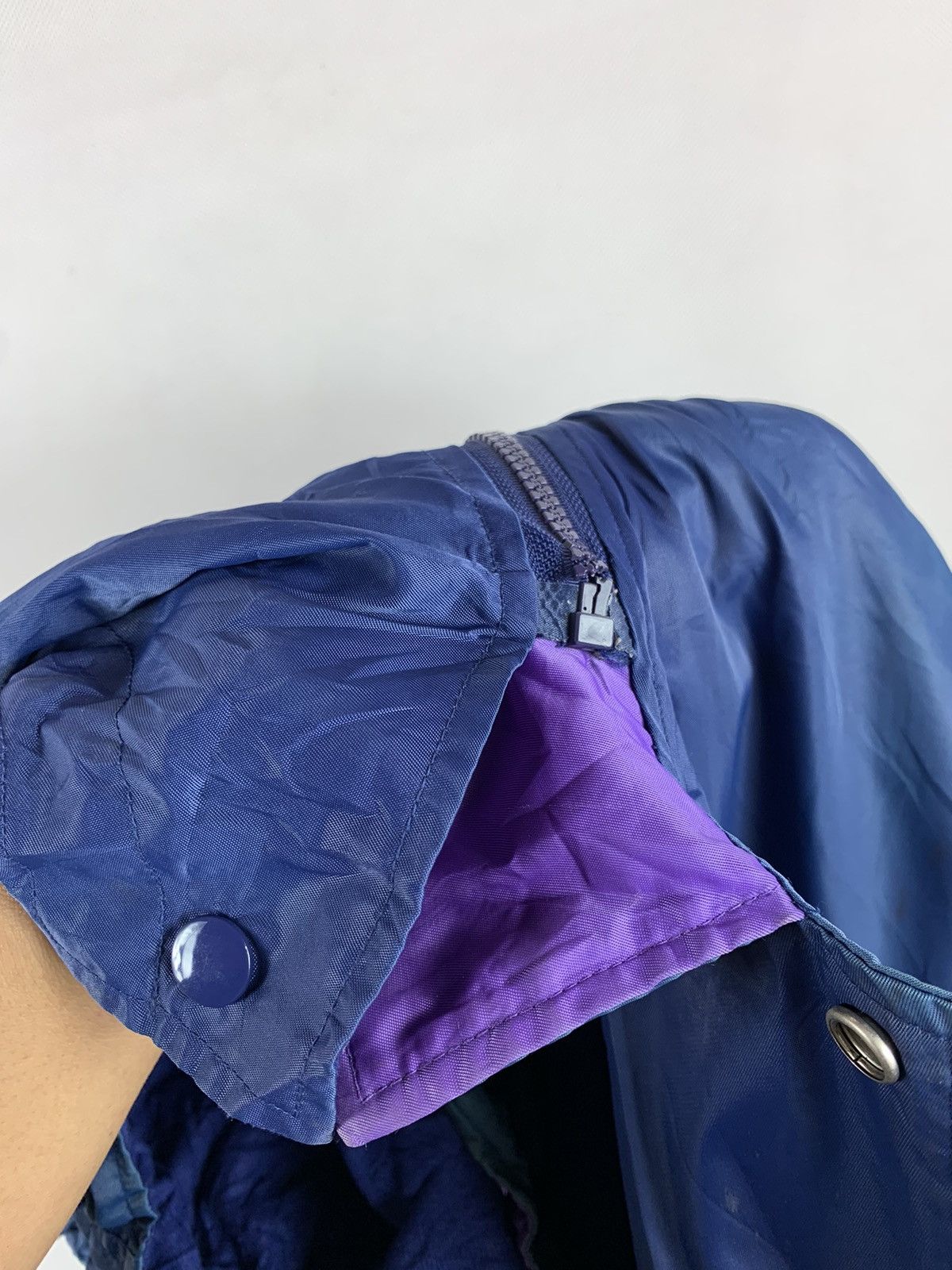 La Sportiva × Vintage Vintage 90s Sportivo Sports Hoodie Windbreaker Size US L / EU 52-54 / 3 - 12 Thumbnail