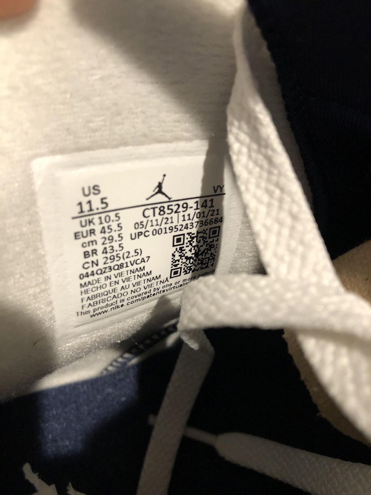 Jordan Brand Nike x Air Jordan 6 Midnight Navy 2022 Size US 11.5 / EU 44-45 - 7 Thumbnail