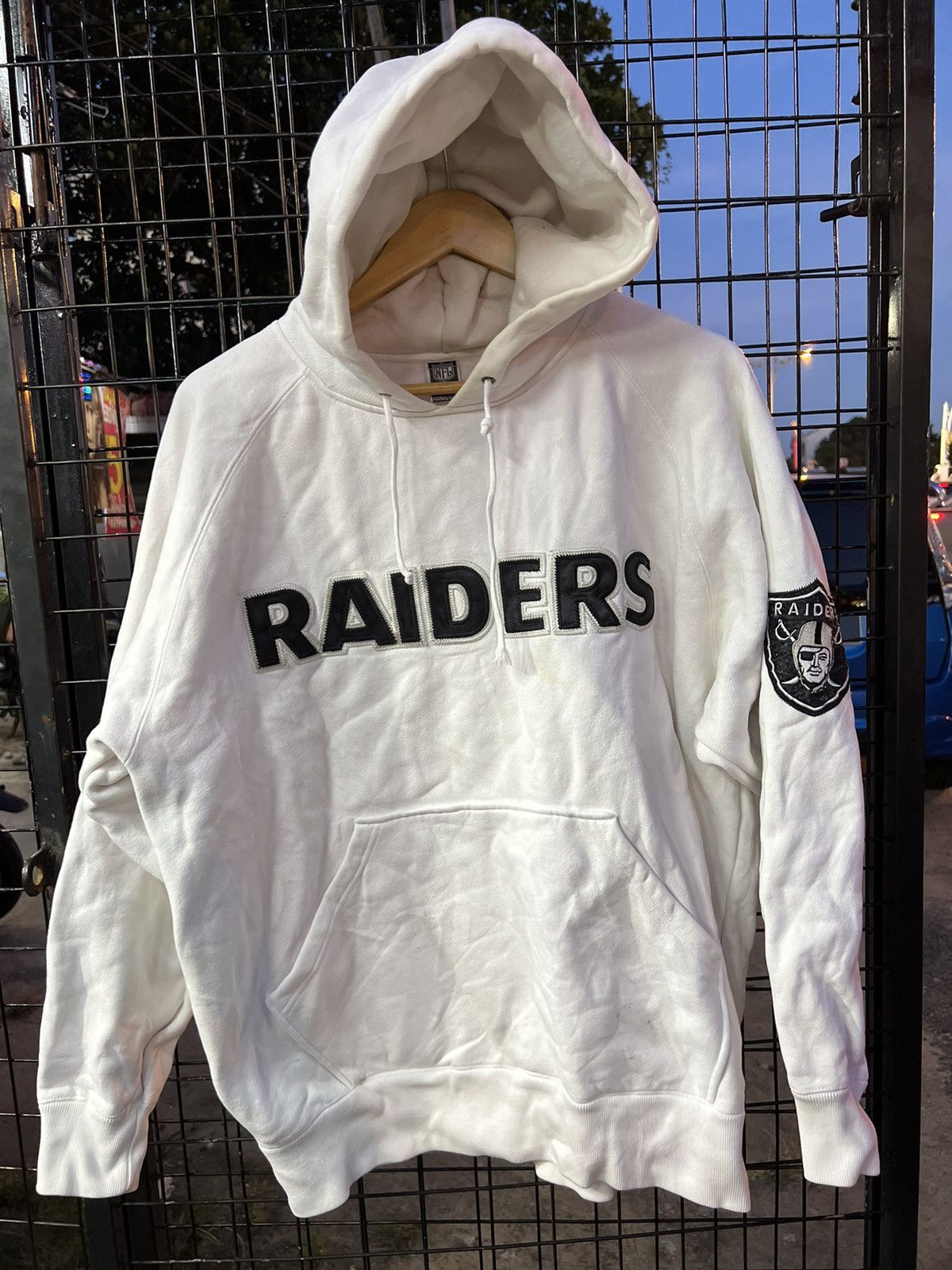 NFL Raiders sweatshirt hoodie NFL football official product Size US XL / EU 56 / 4 - 1 Thumbnail