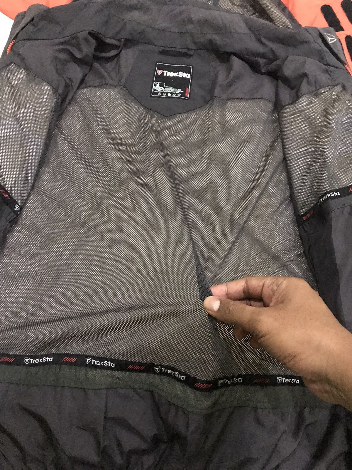 Goretex × Japanese Brand Treksta Gore-Tex XCR Waterproof Shell Zip Up Jacket Size US XL / EU 56 / 4 - 13 Thumbnail