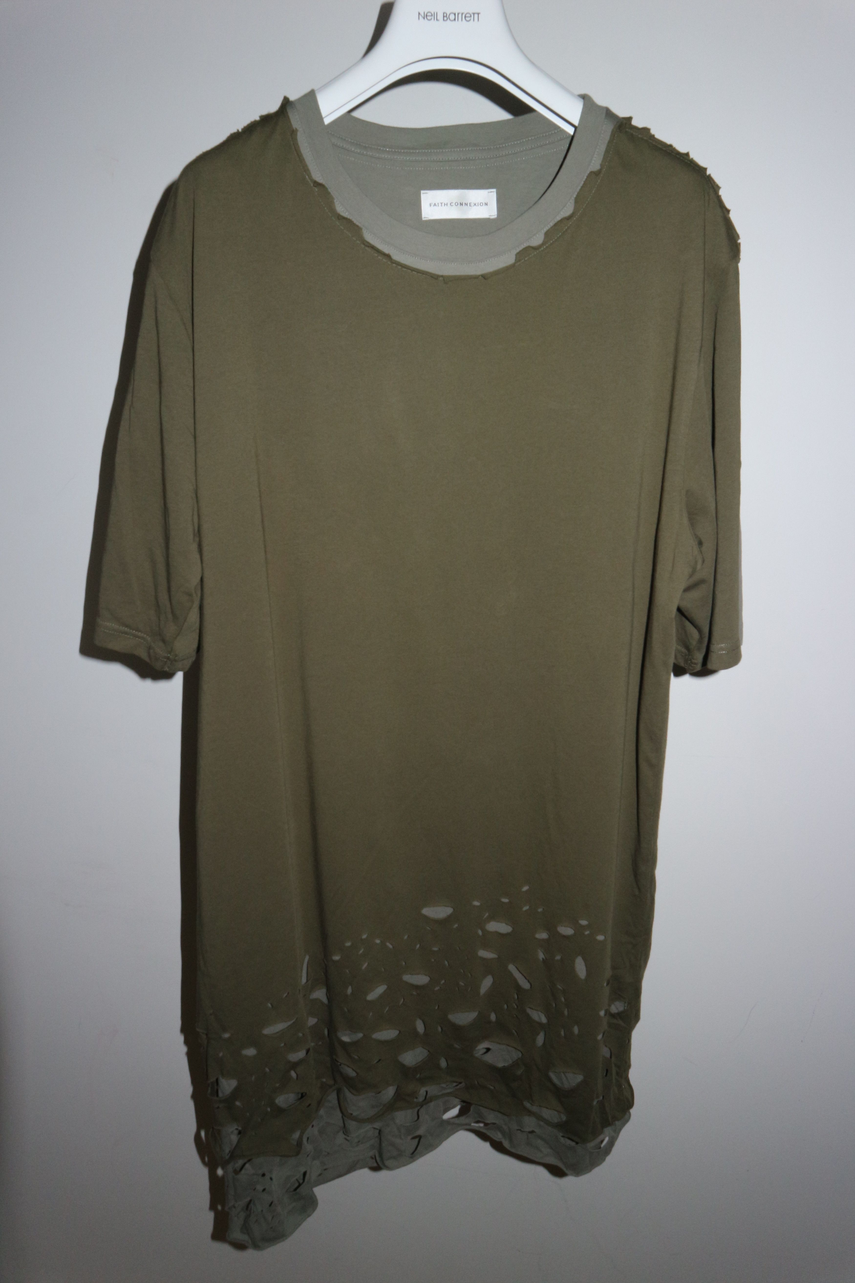 Faith Connexion Khaki distressed tshirt Size US S / EU 44-46 / 1 - 4 Thumbnail