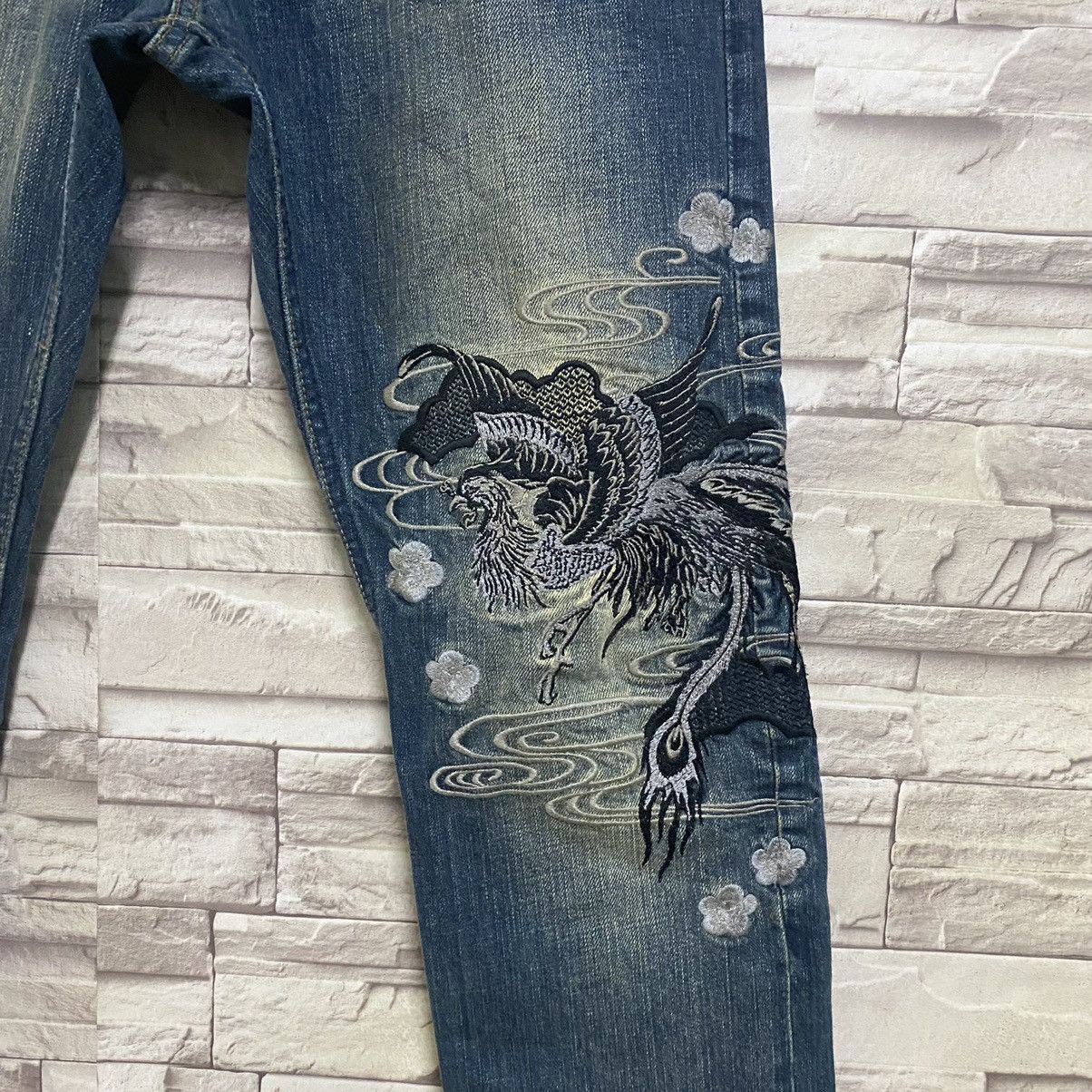 Karakuri Tamashii Karakuri Generation Dragon Embroidery Denim Jeans Size US 30 / EU 46 - 7 Thumbnail