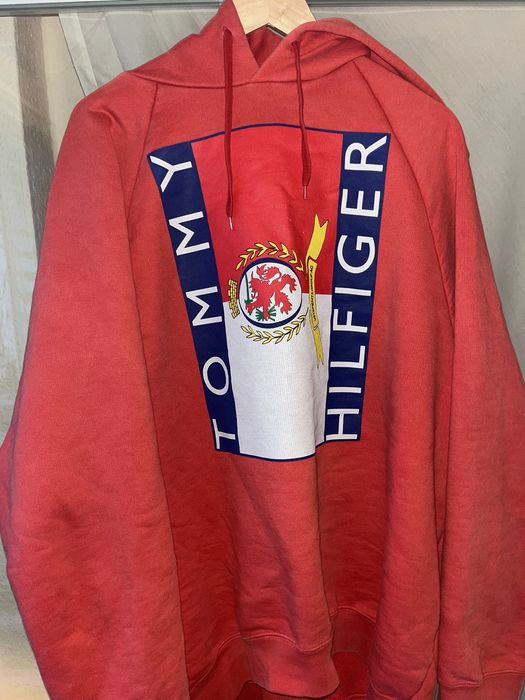 Vetements tommy hilfiger hoodie hot sale