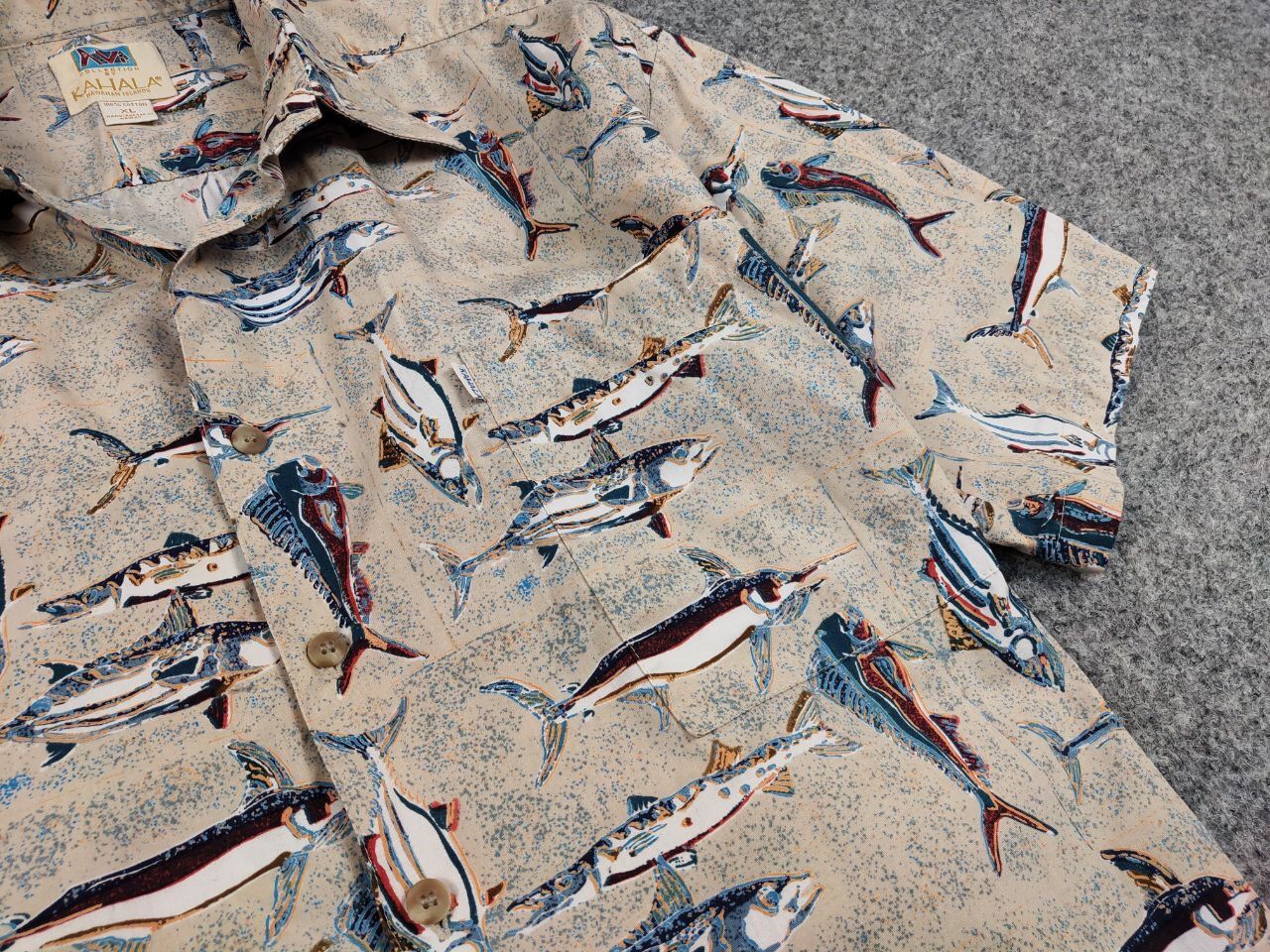 Vintage Vintage 80's Hawaiian Fish Print Shirt Kahala Made in USA Size US XL / EU 56 / 4 - 9 Thumbnail