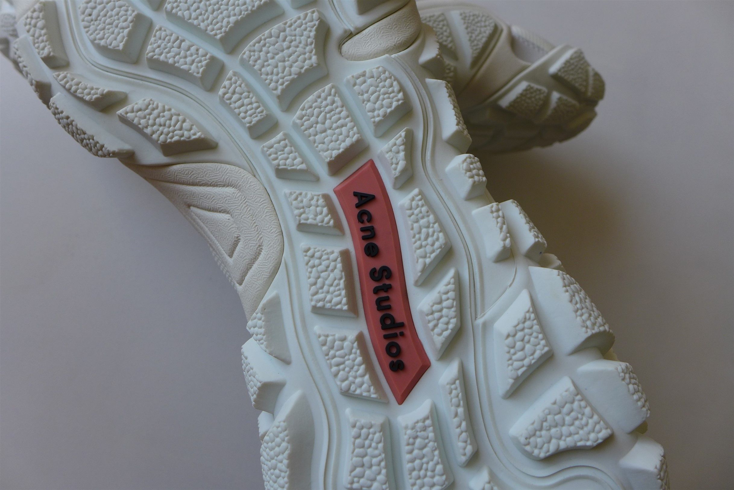 Acne Studios Acne Studios White Bolzter Bensen Sneakers Size US 13 / EU 46 - 11 Thumbnail