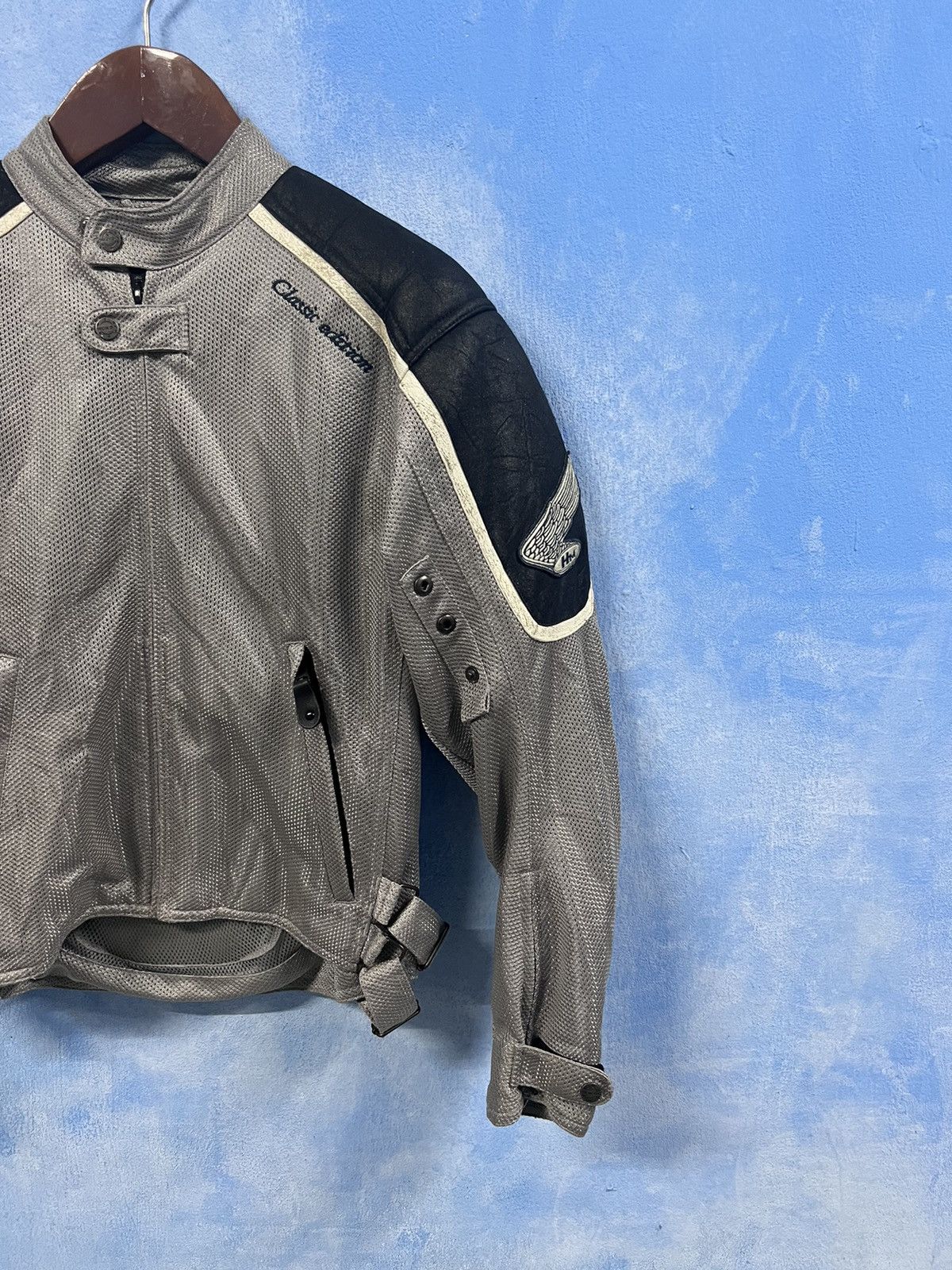Honda × Sports Specialties HONDA CLASSIC EDITION MOTORCYCLE JACKET SZ M Size US M / EU 48-50 / 2 - 5 Thumbnail