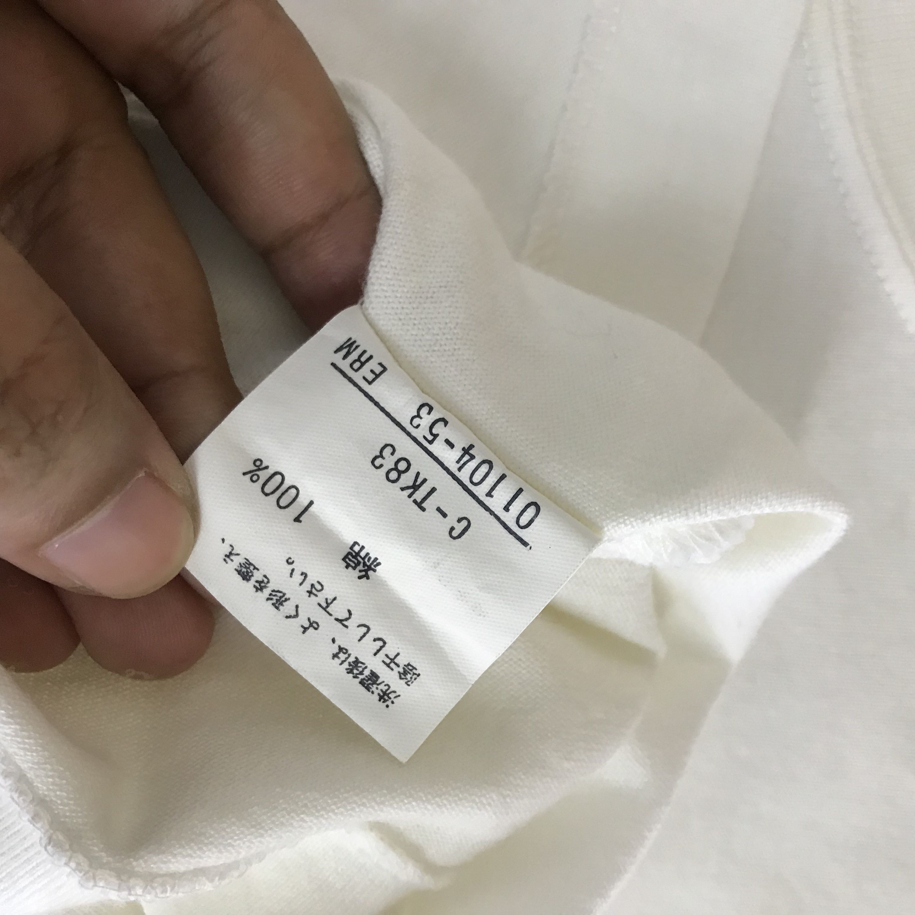Burberry Vintage Burberrys London Embroidery Design Tshirt Size US L / EU 52-54 / 3 - 8 Thumbnail