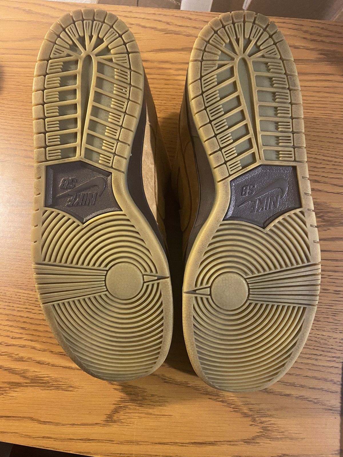 Nike SB Dunk Low - Flax Wheat (10.5) Size US 10.5 / EU 43-44 - 11 Thumbnail