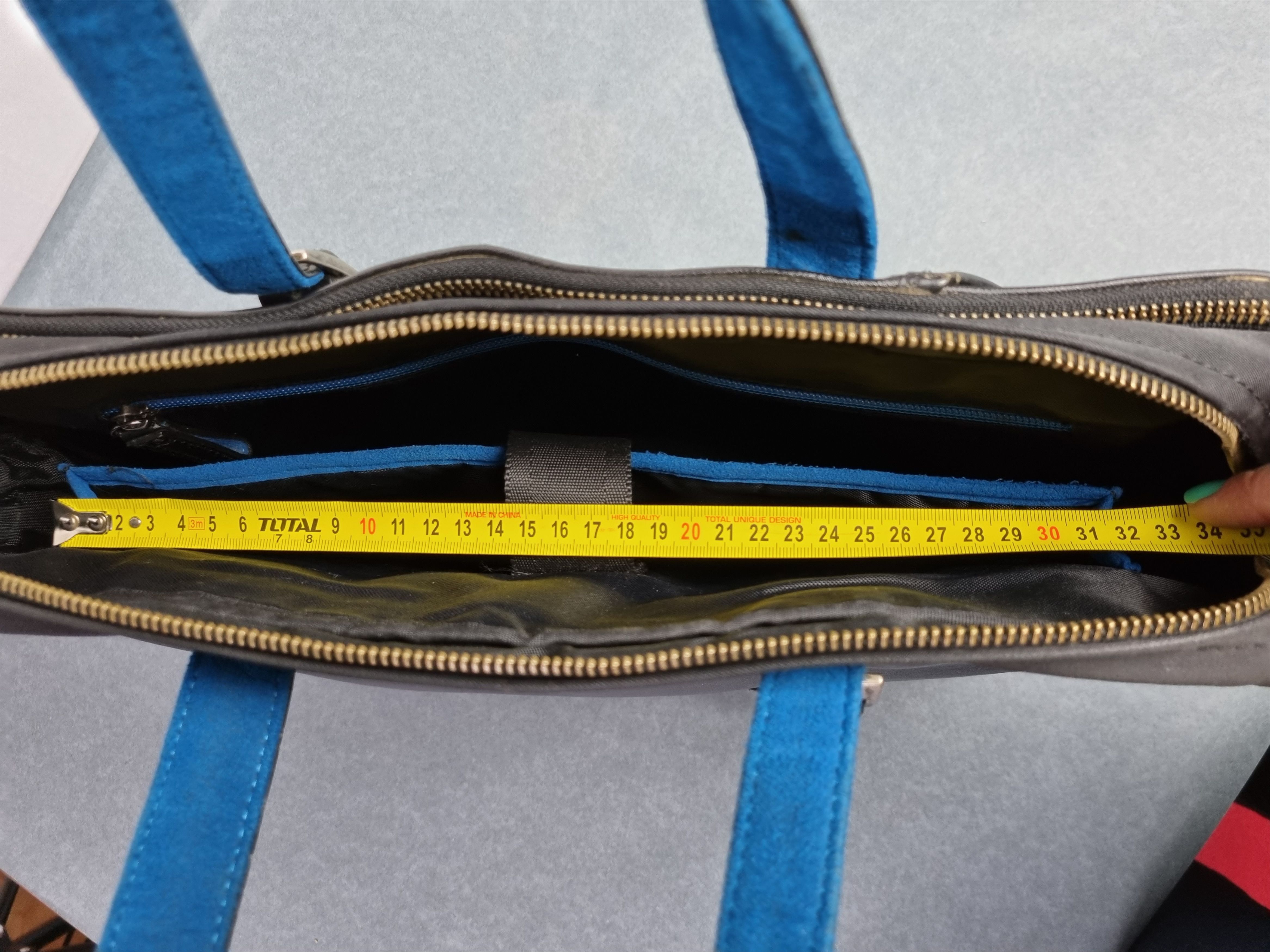 Lanvin Lanvin en blue leather utility laptop hand bag Size ONE SIZE - 14 Thumbnail