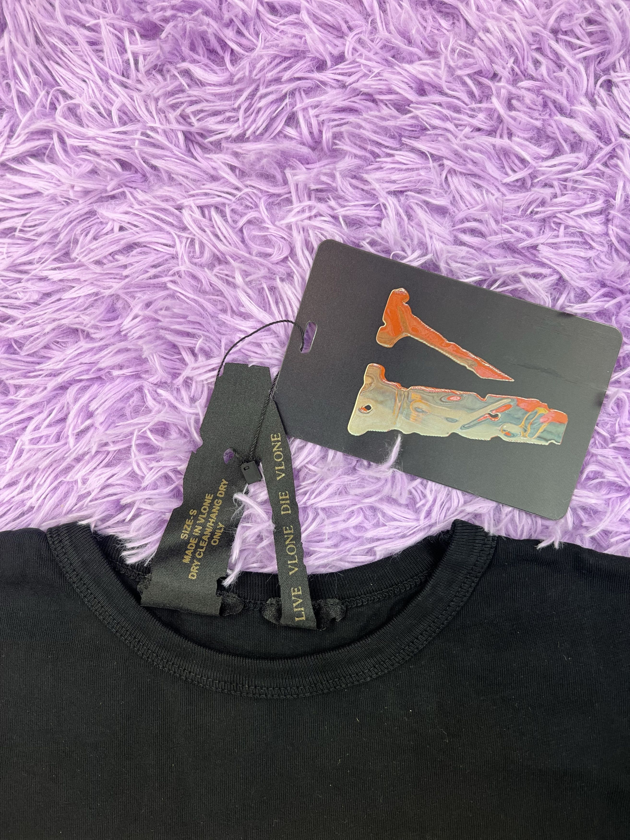 Vlone Vlone Friends Vietnam Tee Small Size US S / EU 44-46 / 1 - 3 Thumbnail