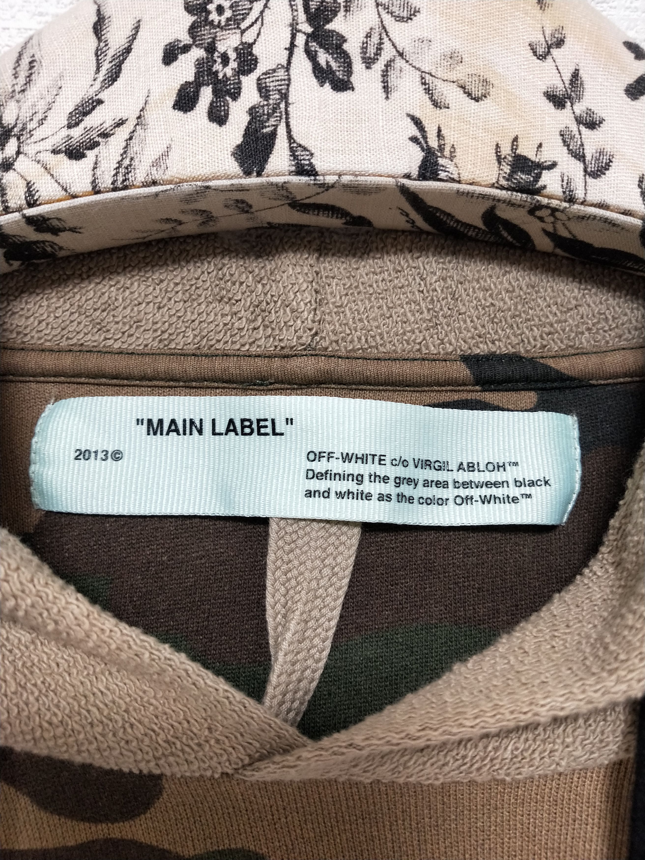 Off-White Camo Reconstructed Arrows Hoodies Size US L / EU 52-54 / 3 - 5 Thumbnail