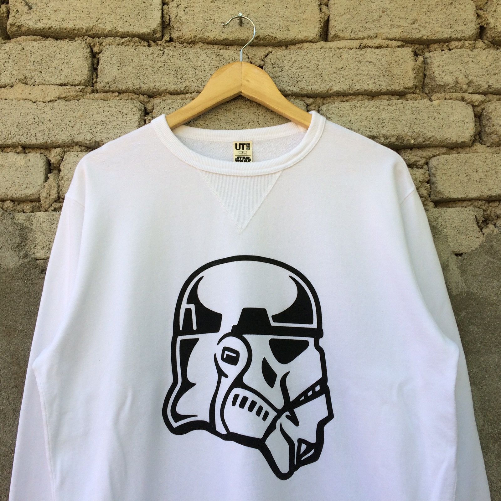 Star Wars × Uniqlo Uniqlo Star Wars sweatshirts Size US L / EU 52-54 / 3 - 1 Thumbnail