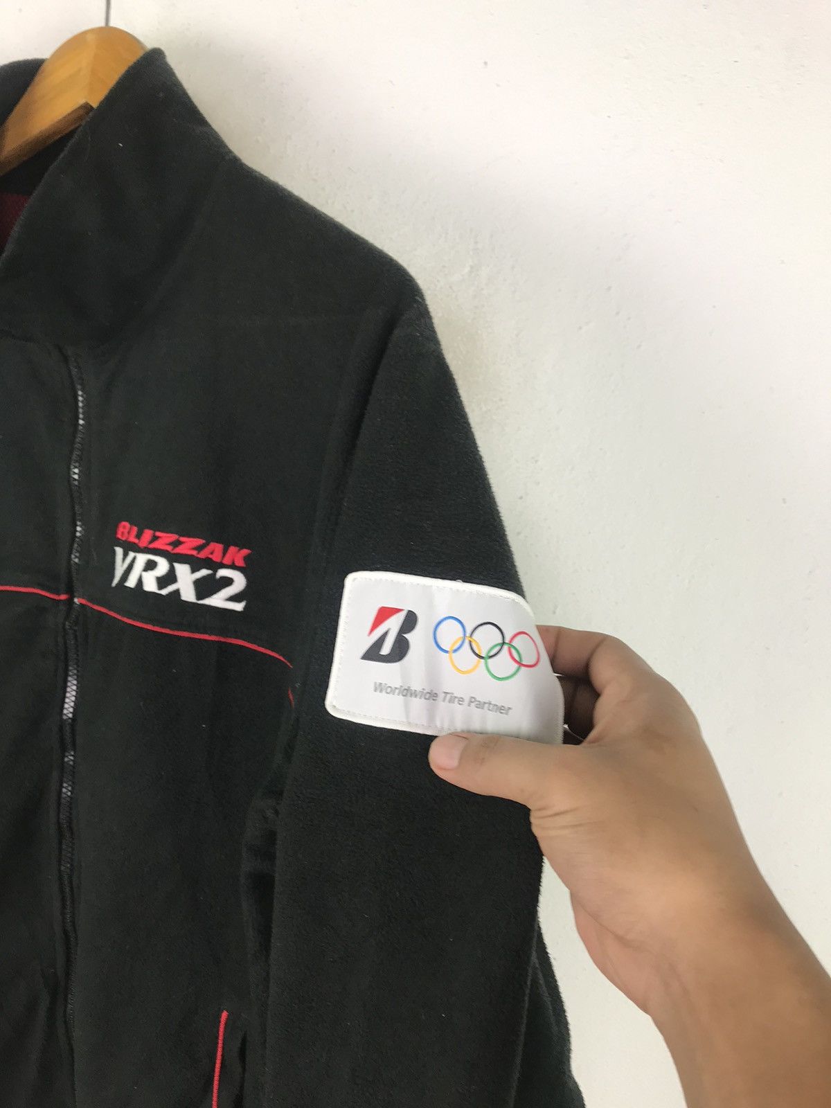 Japanese Brand BRIDGESTONE BLIZZAK VRX2 OLYMPIC SPONSORS FLEECE JACKET Size US L / EU 52-54 / 3 - 6 Thumbnail
