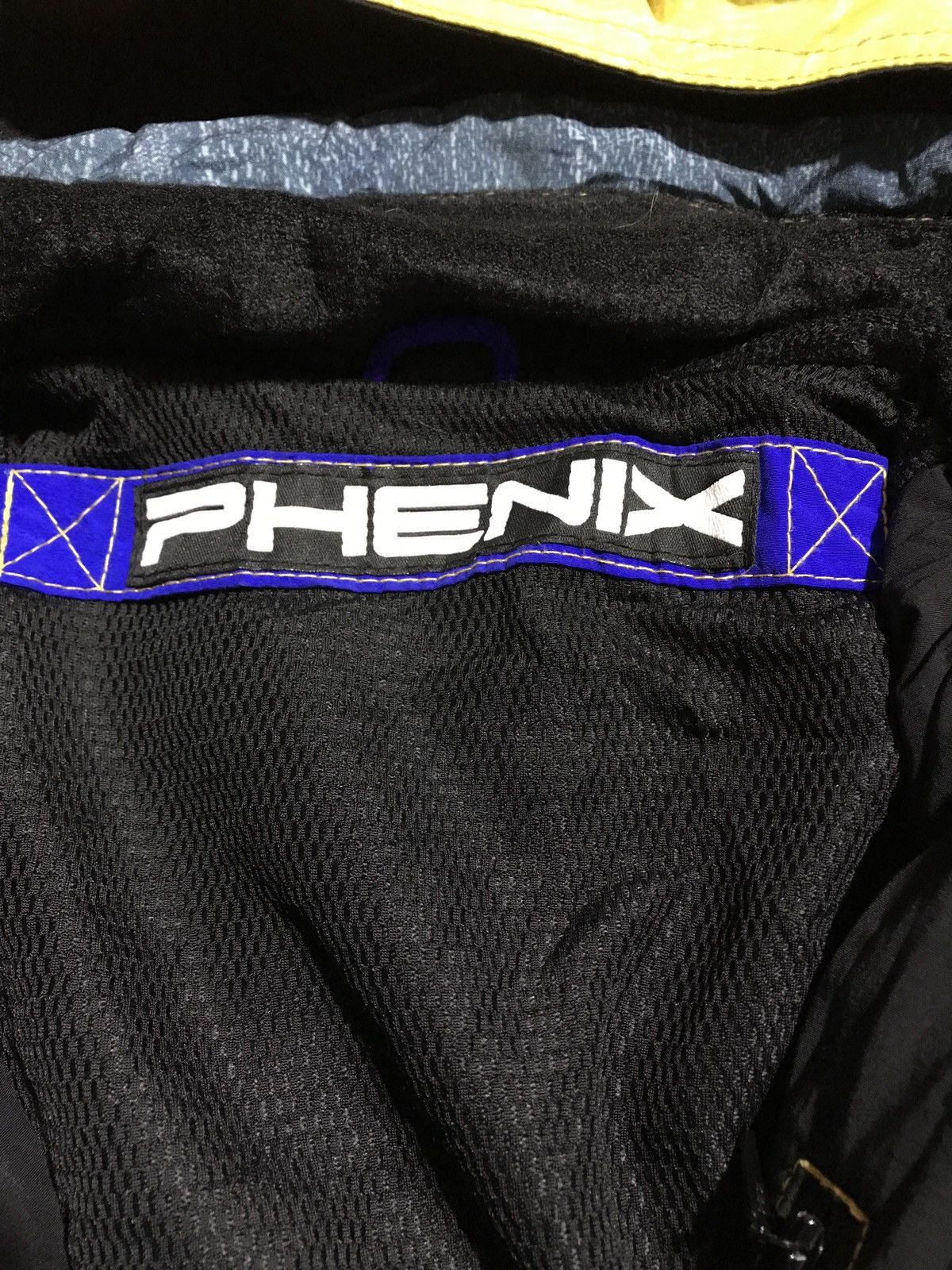 Japanese Brand Vintage PHENIX Technical Ski Yellow Blue Black Multi-Pocket Size US L / EU 52-54 / 3 - 9 Thumbnail