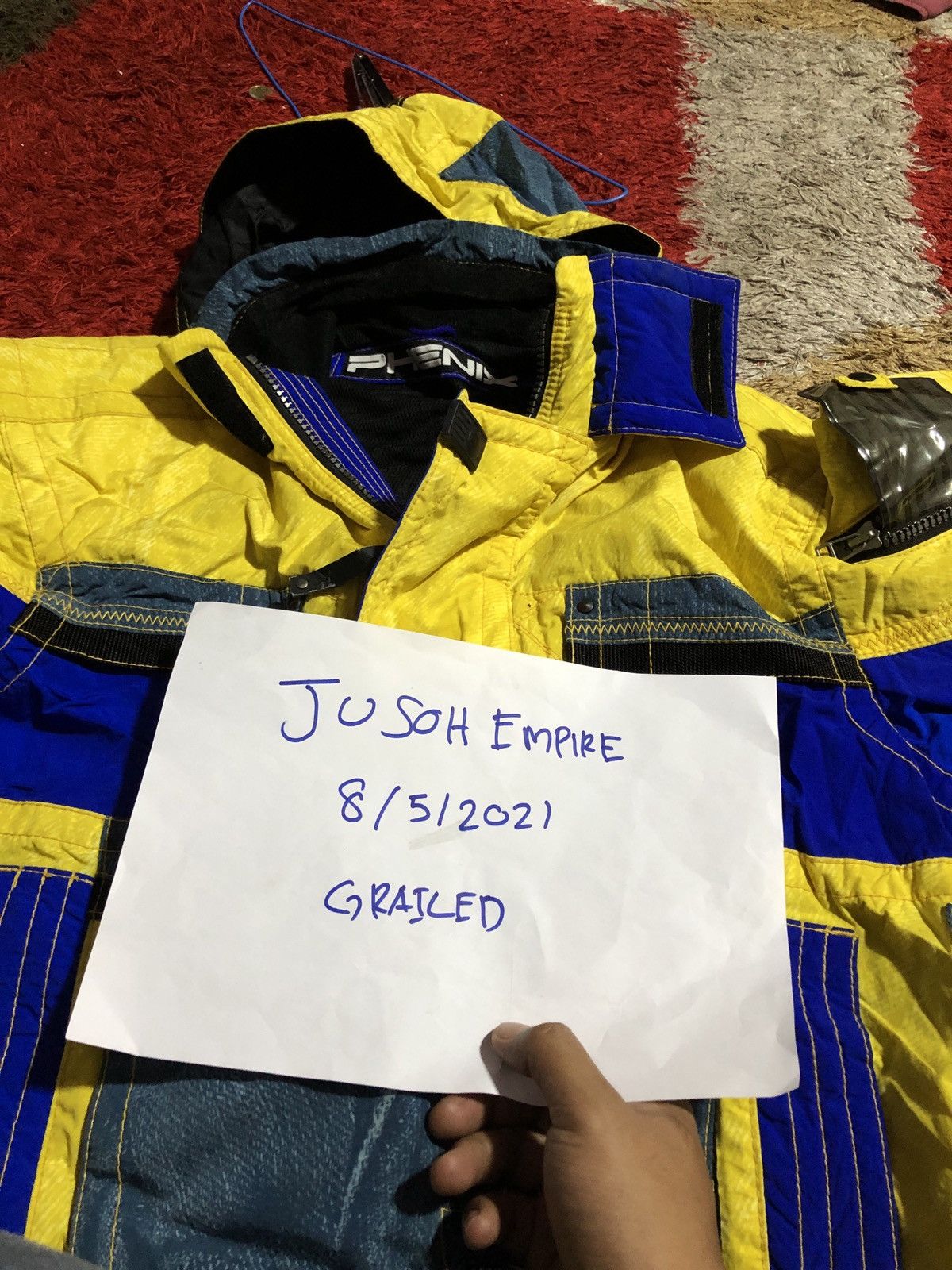 Japanese Brand Vintage PHENIX Technical Ski Yellow Blue Black Multi-Pocket Size US L / EU 52-54 / 3 - 10 Thumbnail