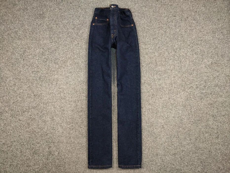 Levi's Vintage 90s Levis 505 Blue Classic Denim Jeans Made Canada Size US 33 - 1 Thumbnail
