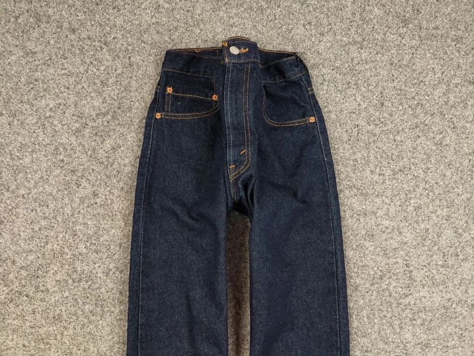 Levi's Vintage 90s Levis 505 Blue Classic Denim Jeans Made Canada Size US 33 - 3 Thumbnail