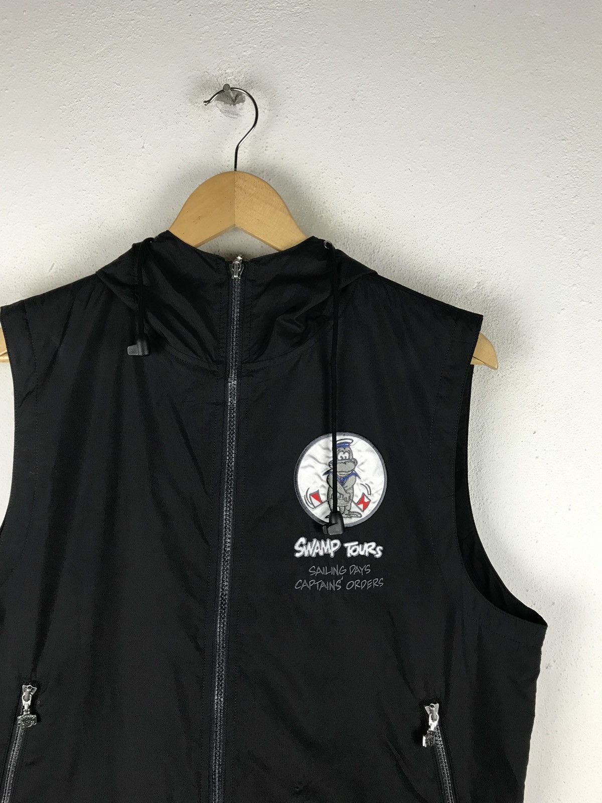 Designer SWAMP TOURS BY GARY CLARK CAPTAIN ORDERS VEST Size US L / EU 52-54 / 3 - 7 Thumbnail