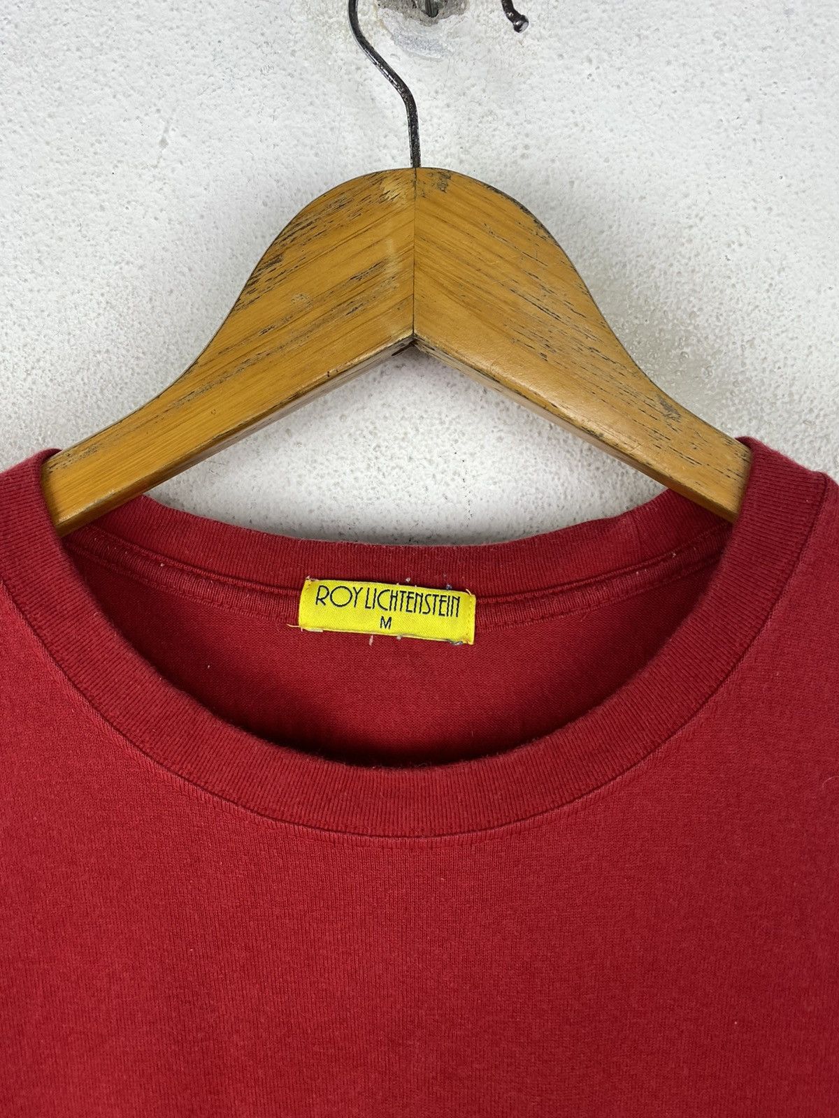 Designer × Japanese Brand Roy Lichtenstein Red Graphic T-Shirt (Unisex, Modern Art) Size US M / EU 48-50 / 2 - 7 Thumbnail