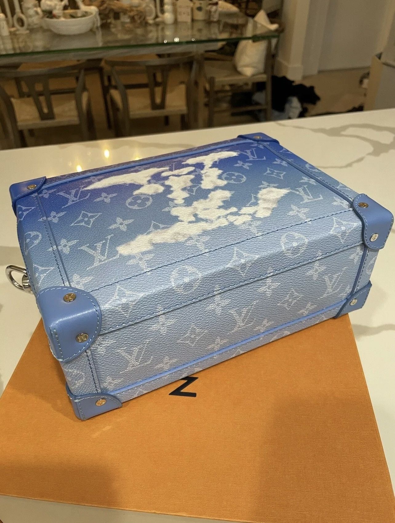 Louis Vuitton × Virgil Abloh Louis Vuitton Soft Trunk Monogram Clouds Size ONE SIZE - 8 Thumbnail