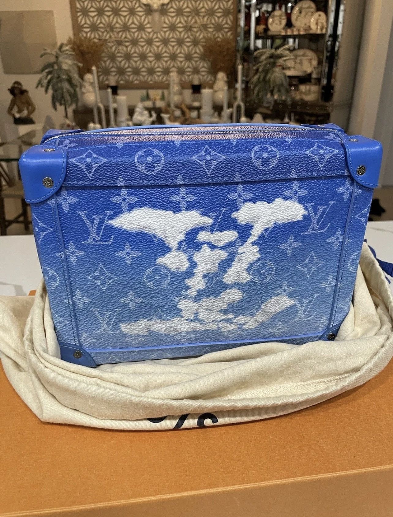 Louis Vuitton × Virgil Abloh Louis Vuitton Soft Trunk Monogram Clouds Size ONE SIZE - 1 Thumbnail