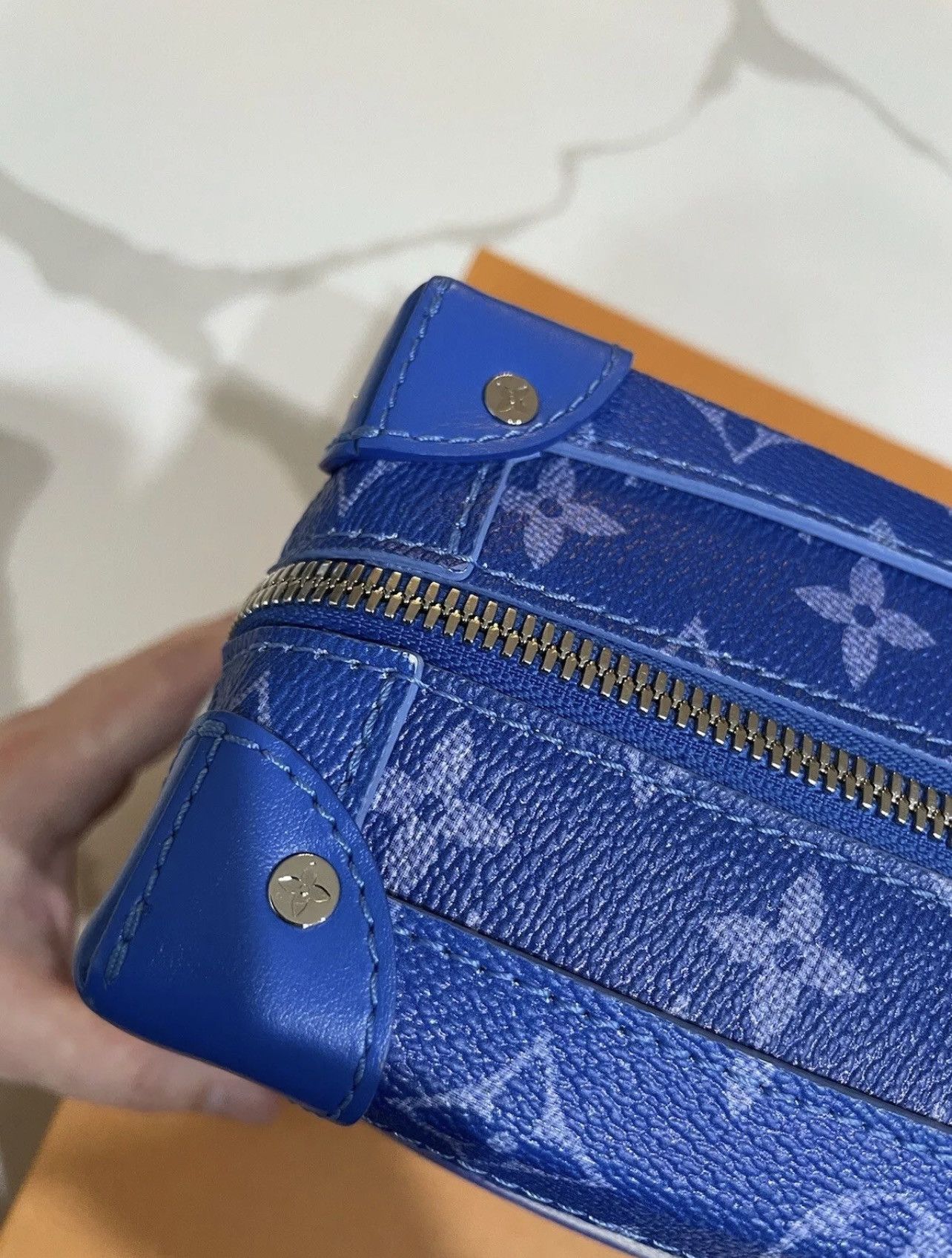 Louis Vuitton × Virgil Abloh Louis Vuitton Soft Trunk Monogram Clouds Size ONE SIZE - 12 Thumbnail